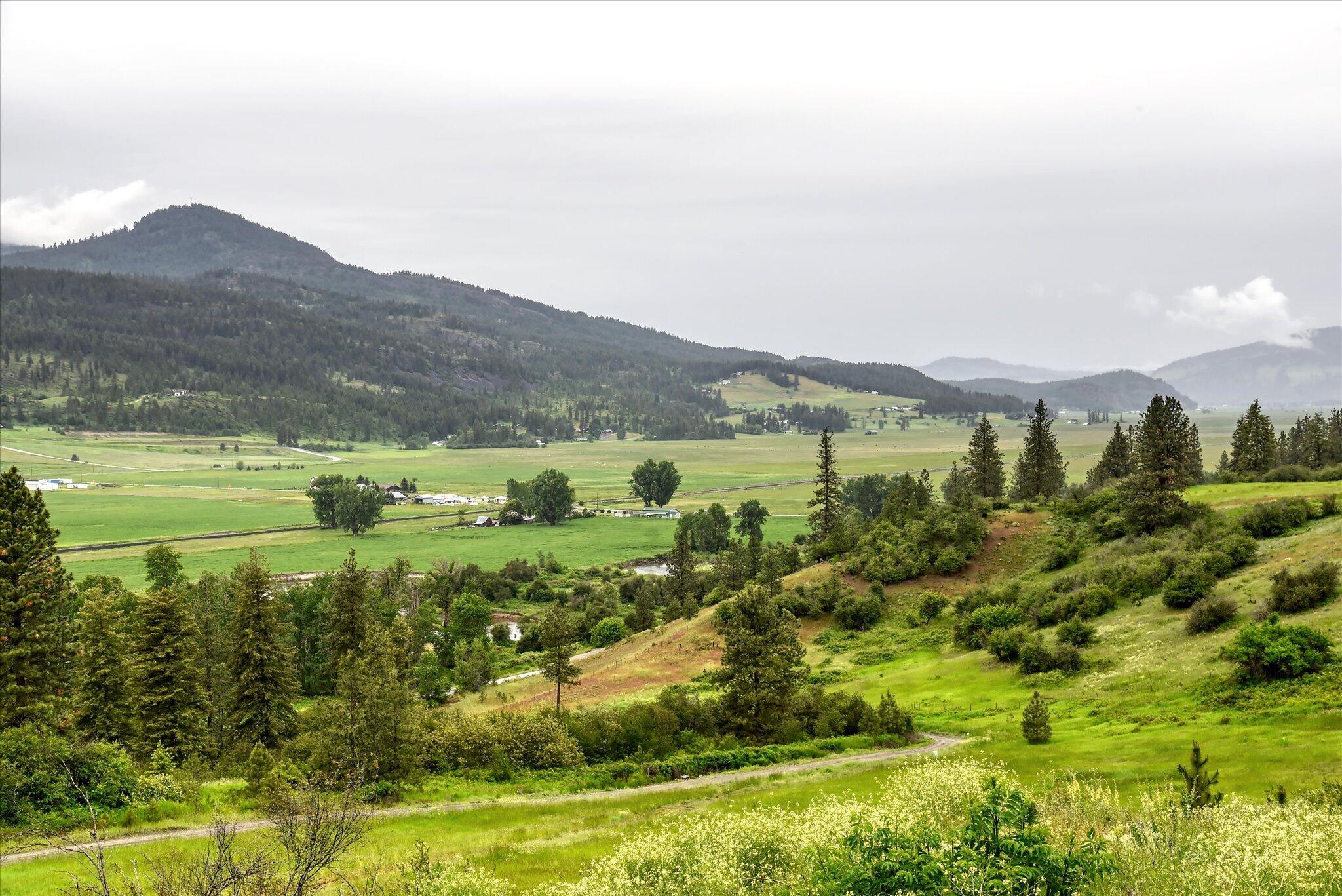 
                        Property photograph at
                        419 US-395 S
                      