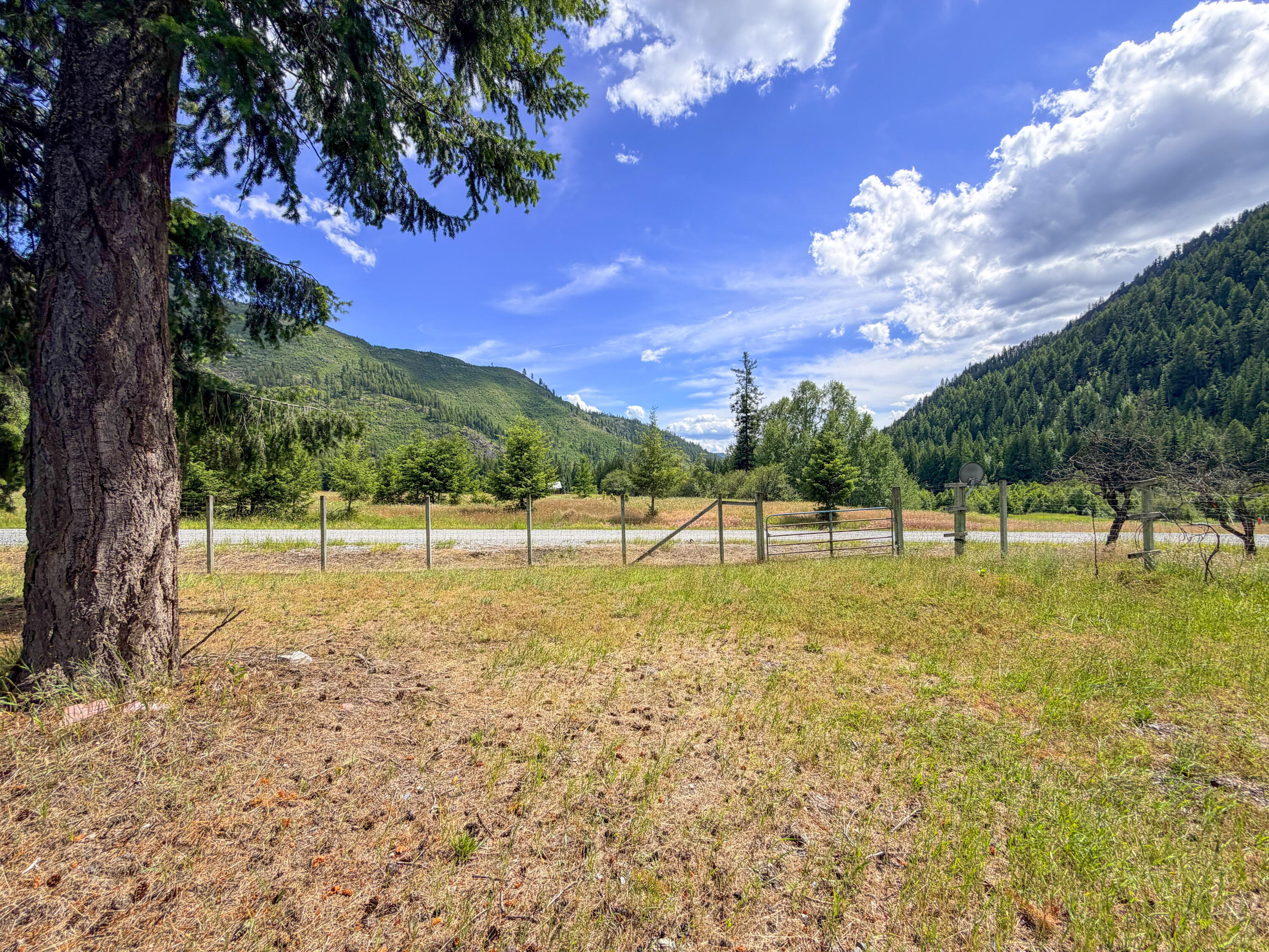 
                        Property photograph at
                        3154 HEATHER LANE
                      