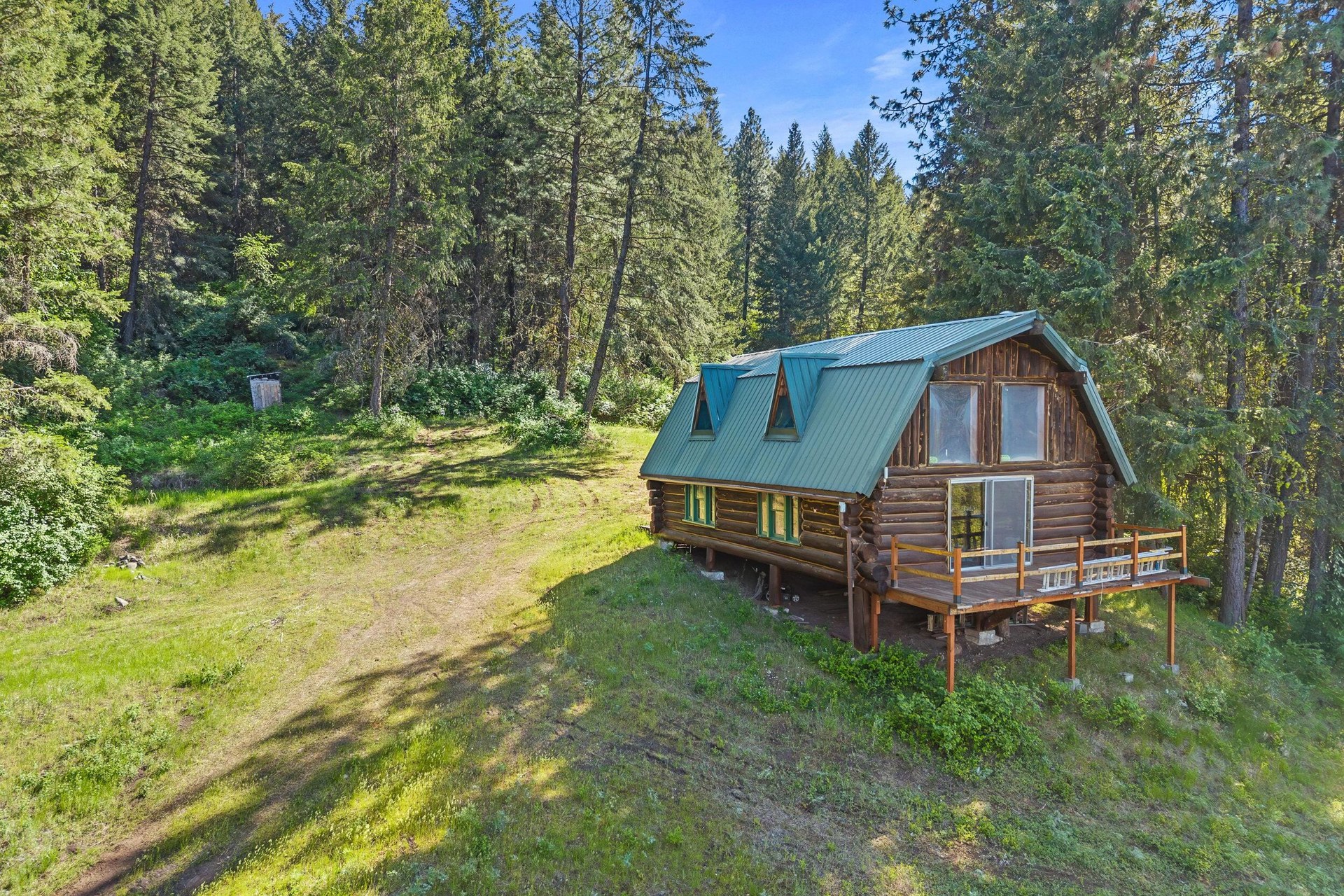 
                        Property photograph at
                        41XX BISSEL RD
                      