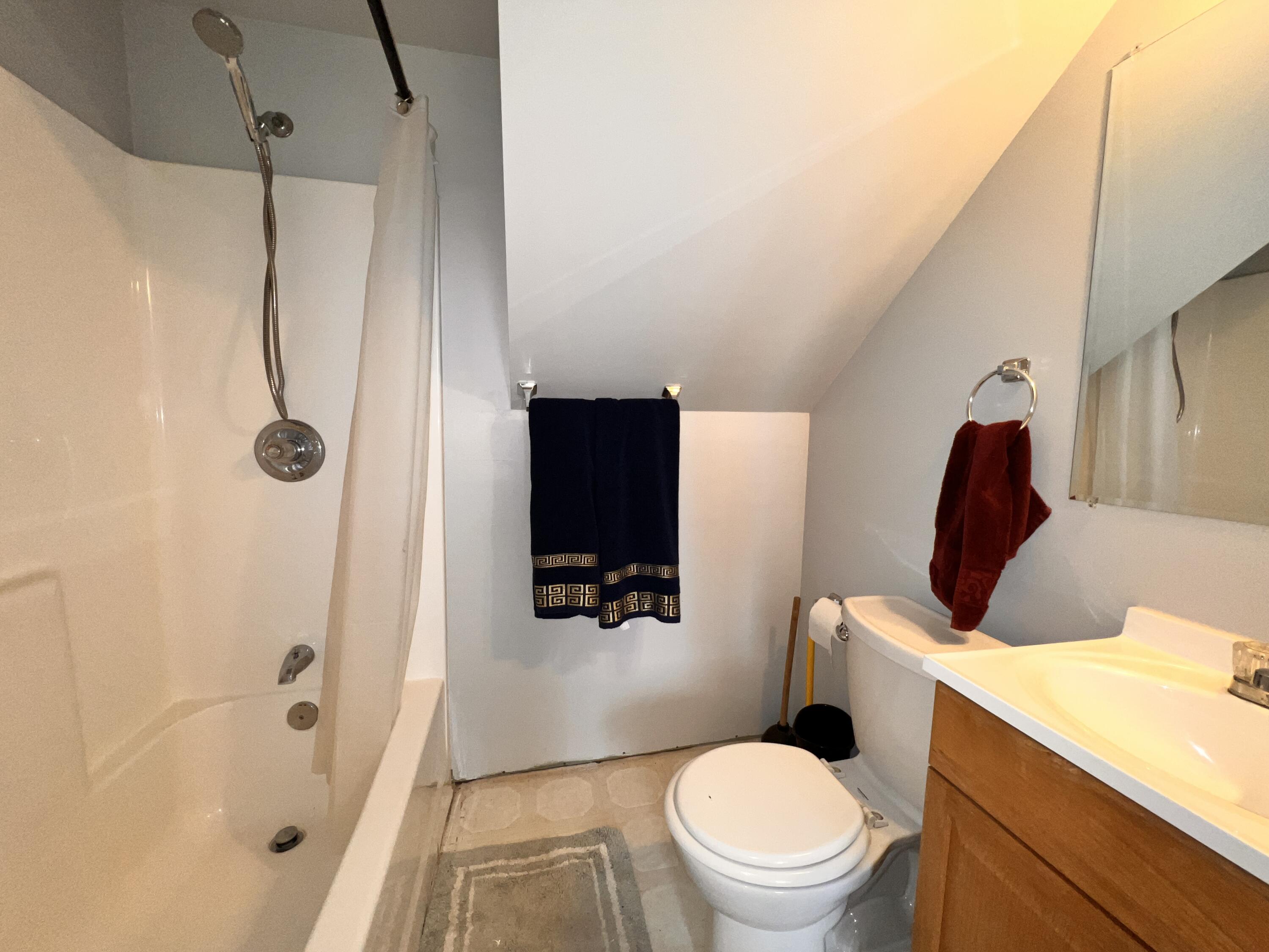 
                        Property photograph at
                        15 ANFAIR LN
                      