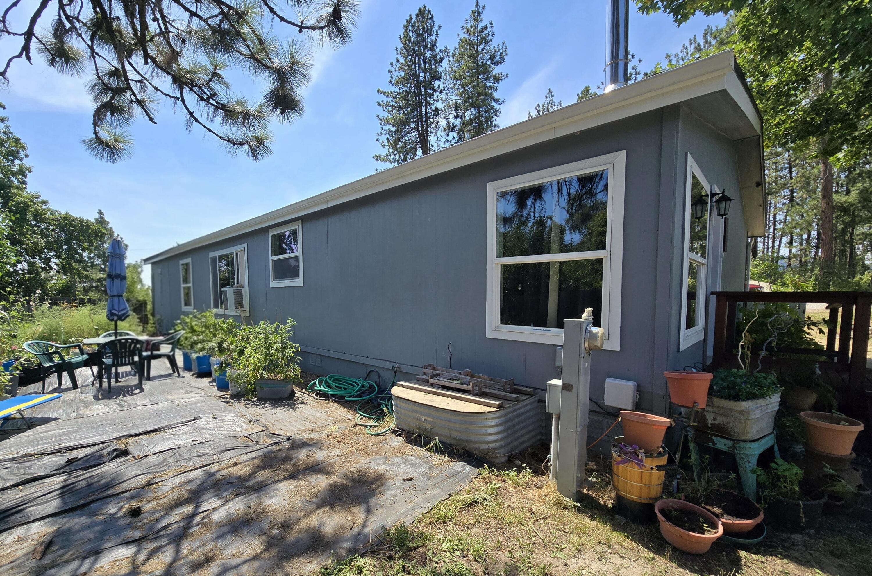 
                        Property photograph at
                        604 N WEST ST
                      