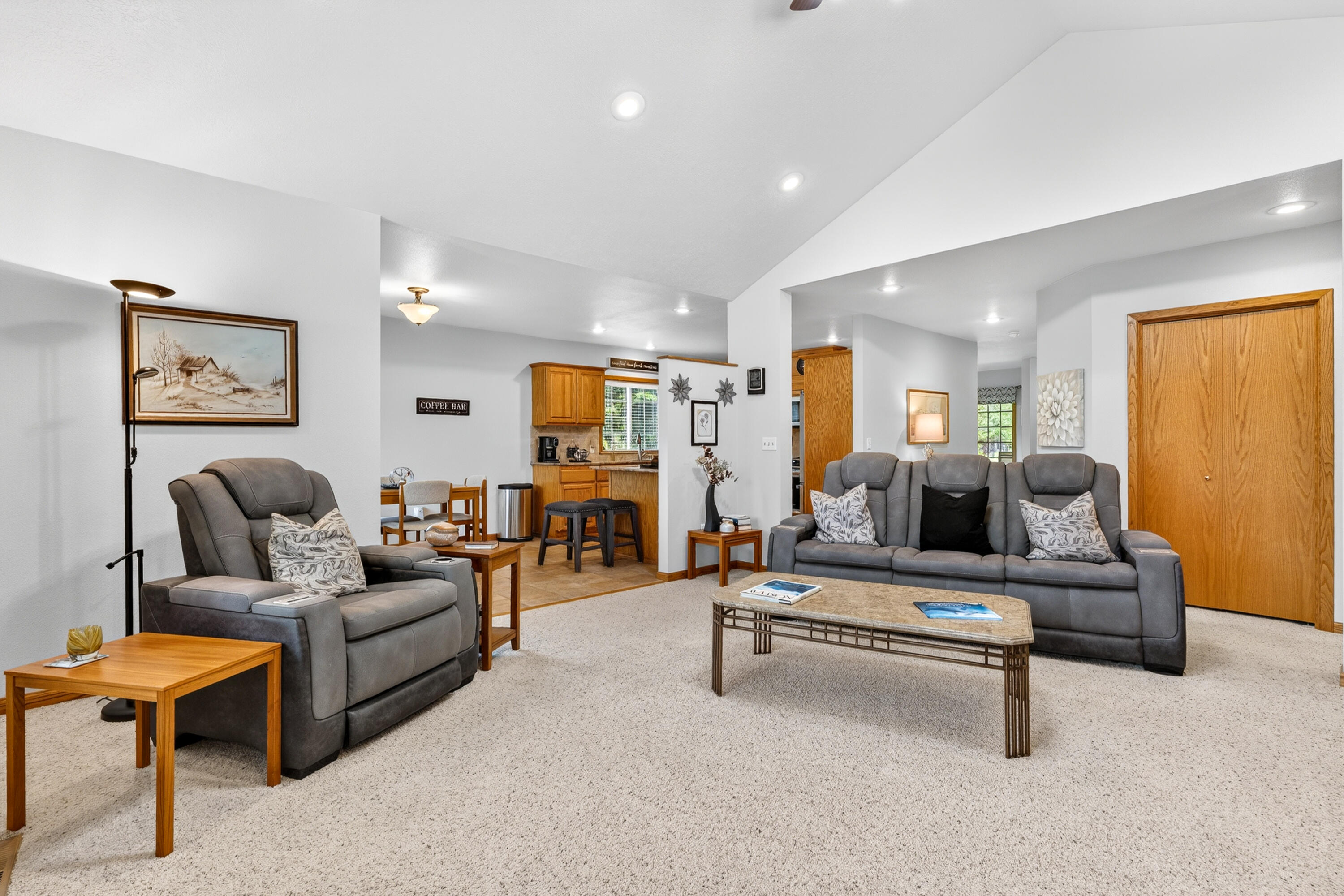 
                        Property photograph at
                        257 EAGLE DR
                      