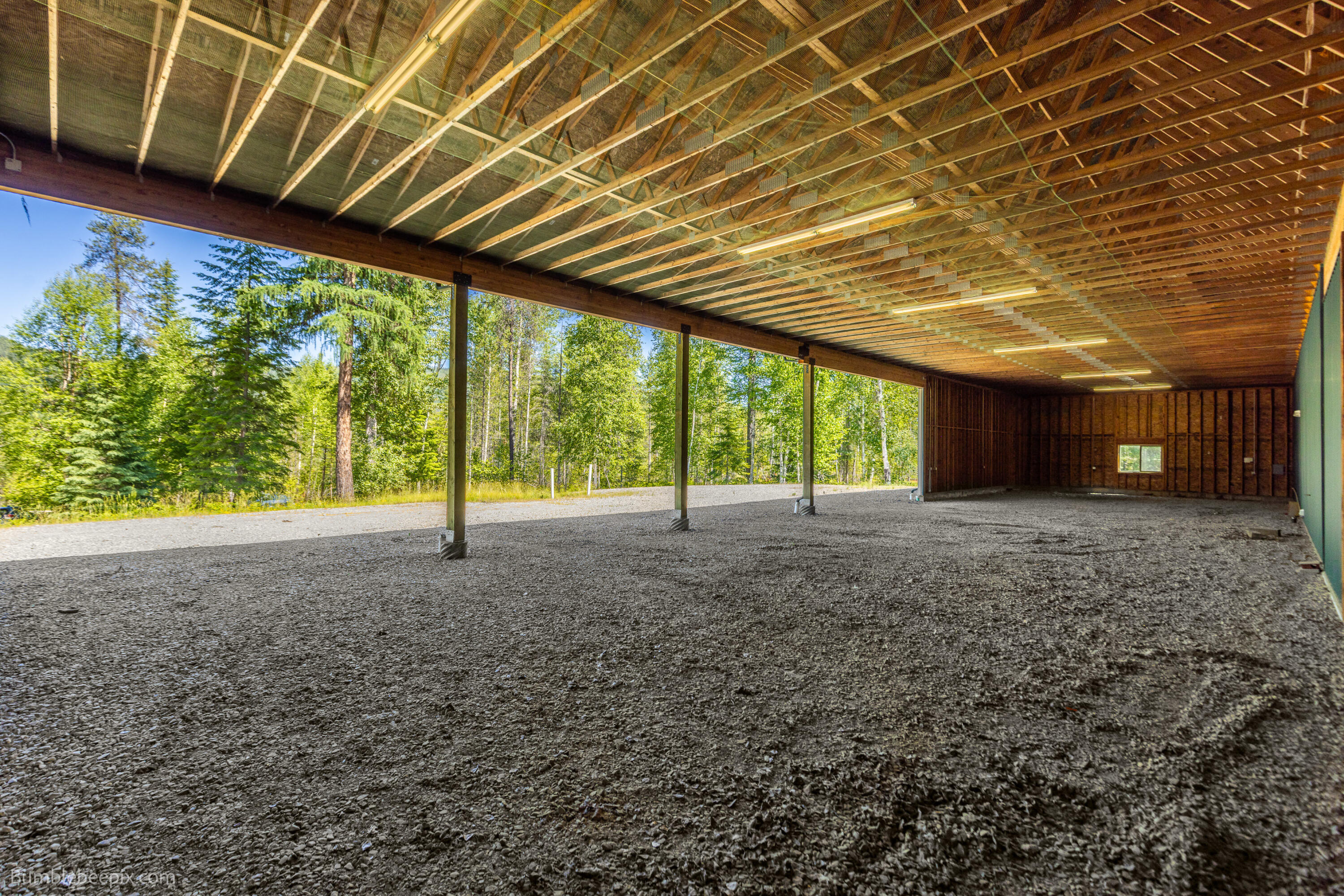 
                        Property photograph at
                        393958 HIGHWAY 20
                      
