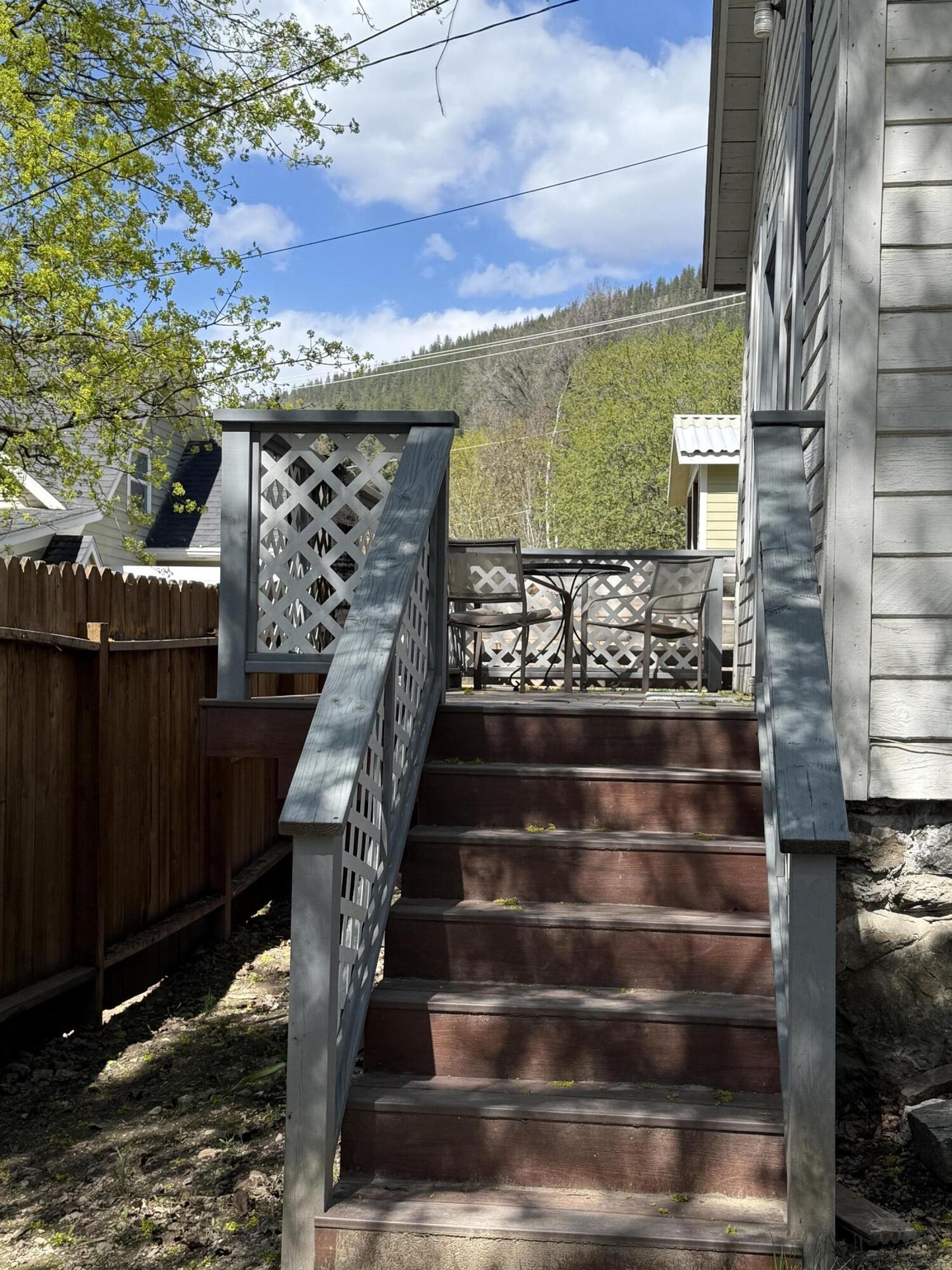 
                        Property photograph at
                        640 N ELM ST
                      