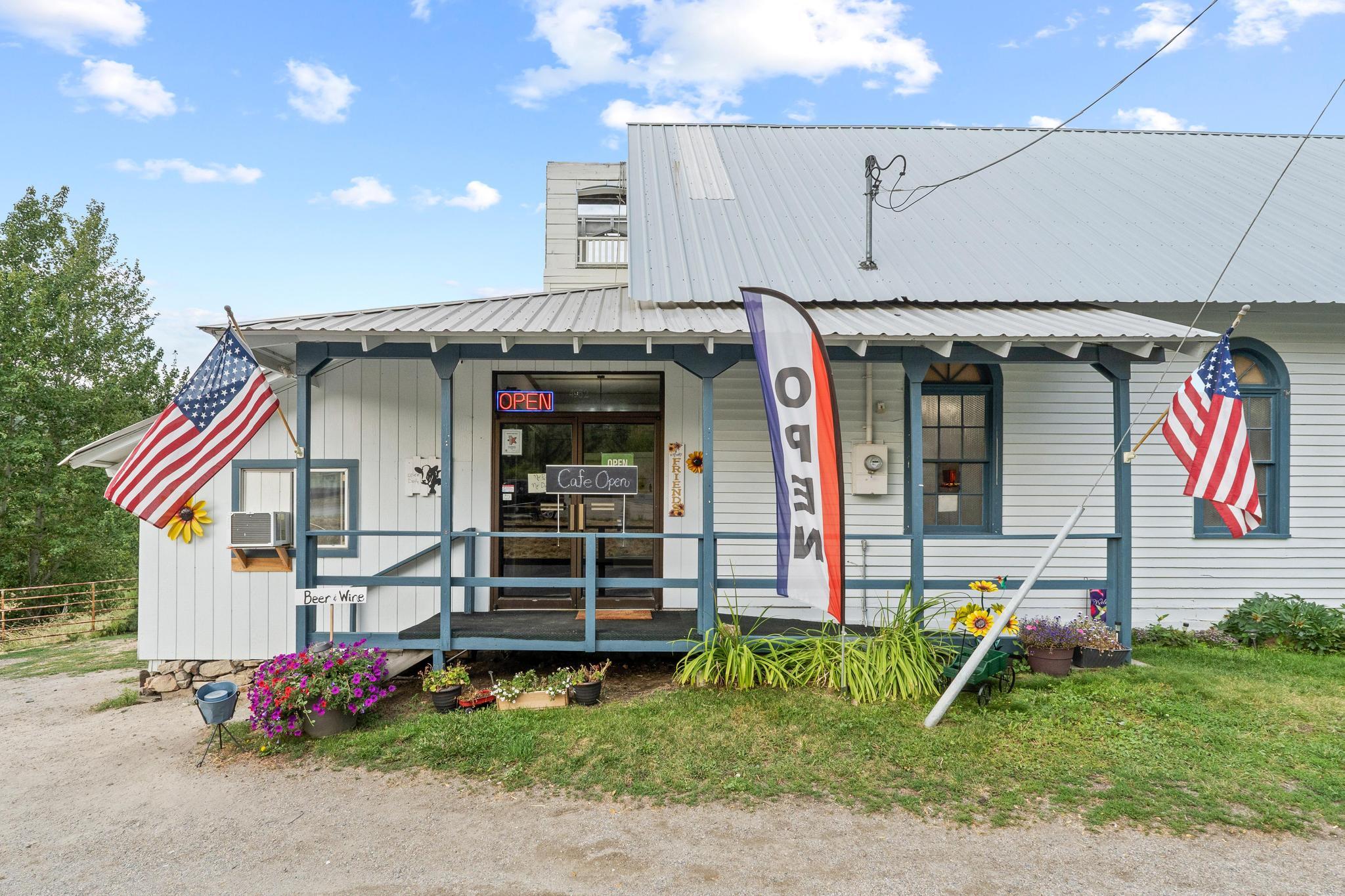 
                        Property photograph at
                        4952 HIGHWAY 25 S
                      