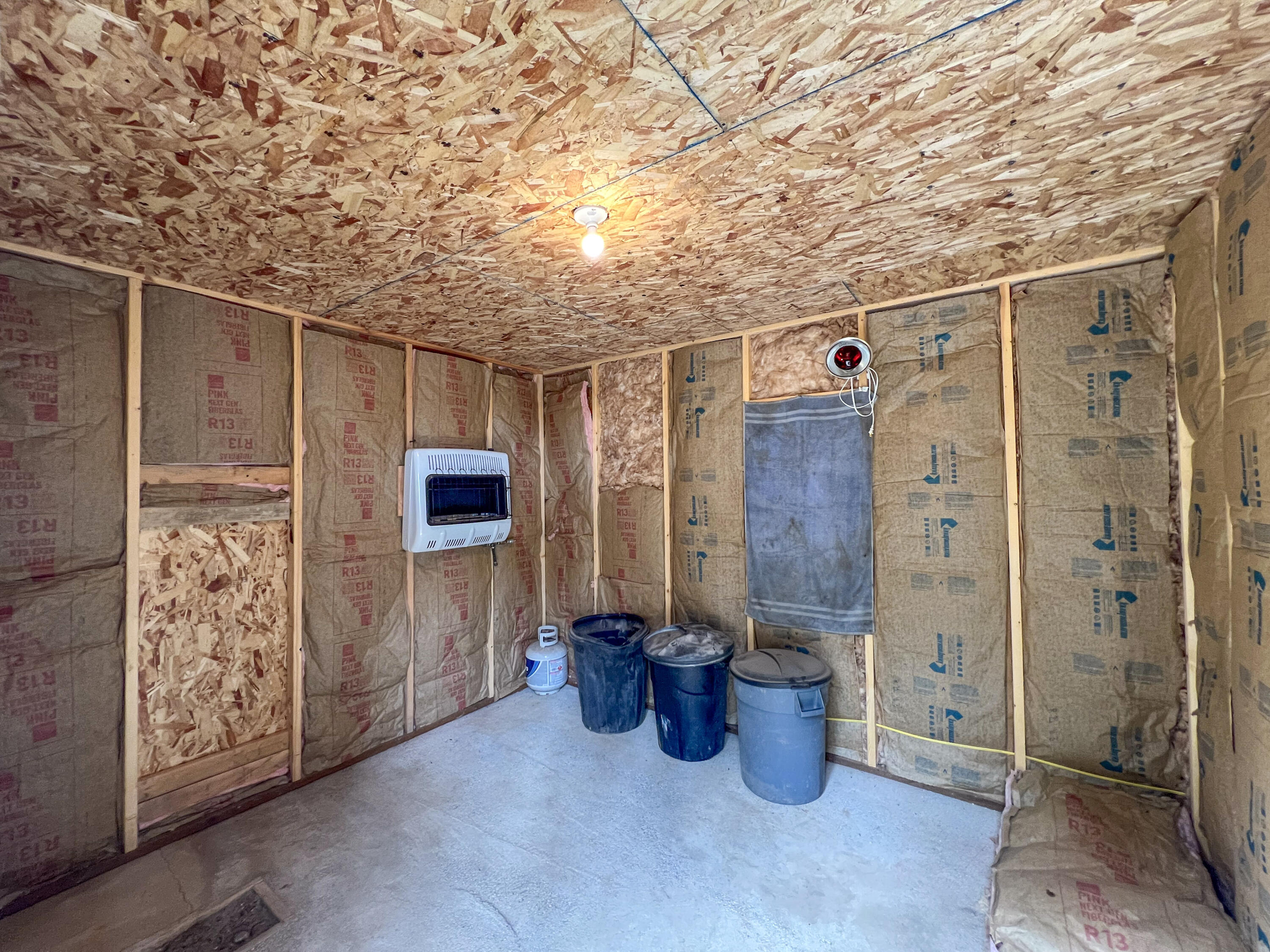 
                        Property photograph at
                        3402 LARKSPUR WAY
                      