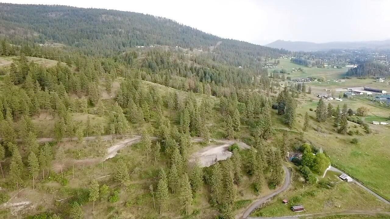 
                        Property photograph at
                        2XX HWY 395 N
                      