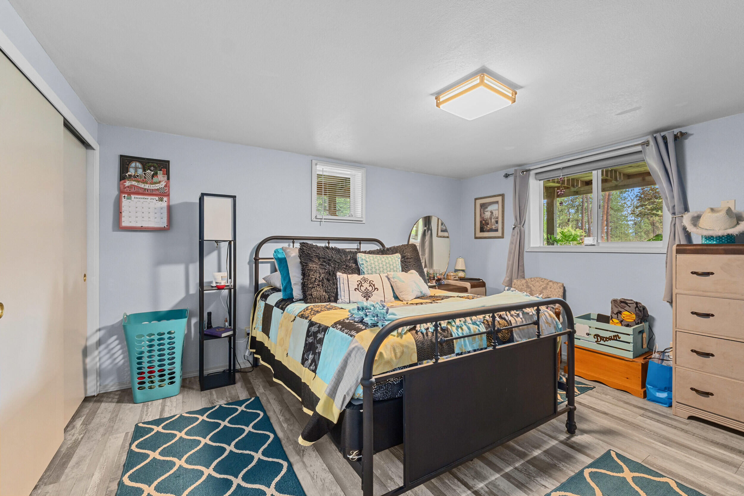 
                        Property photograph at
                        762 MAHONEY RD
                      