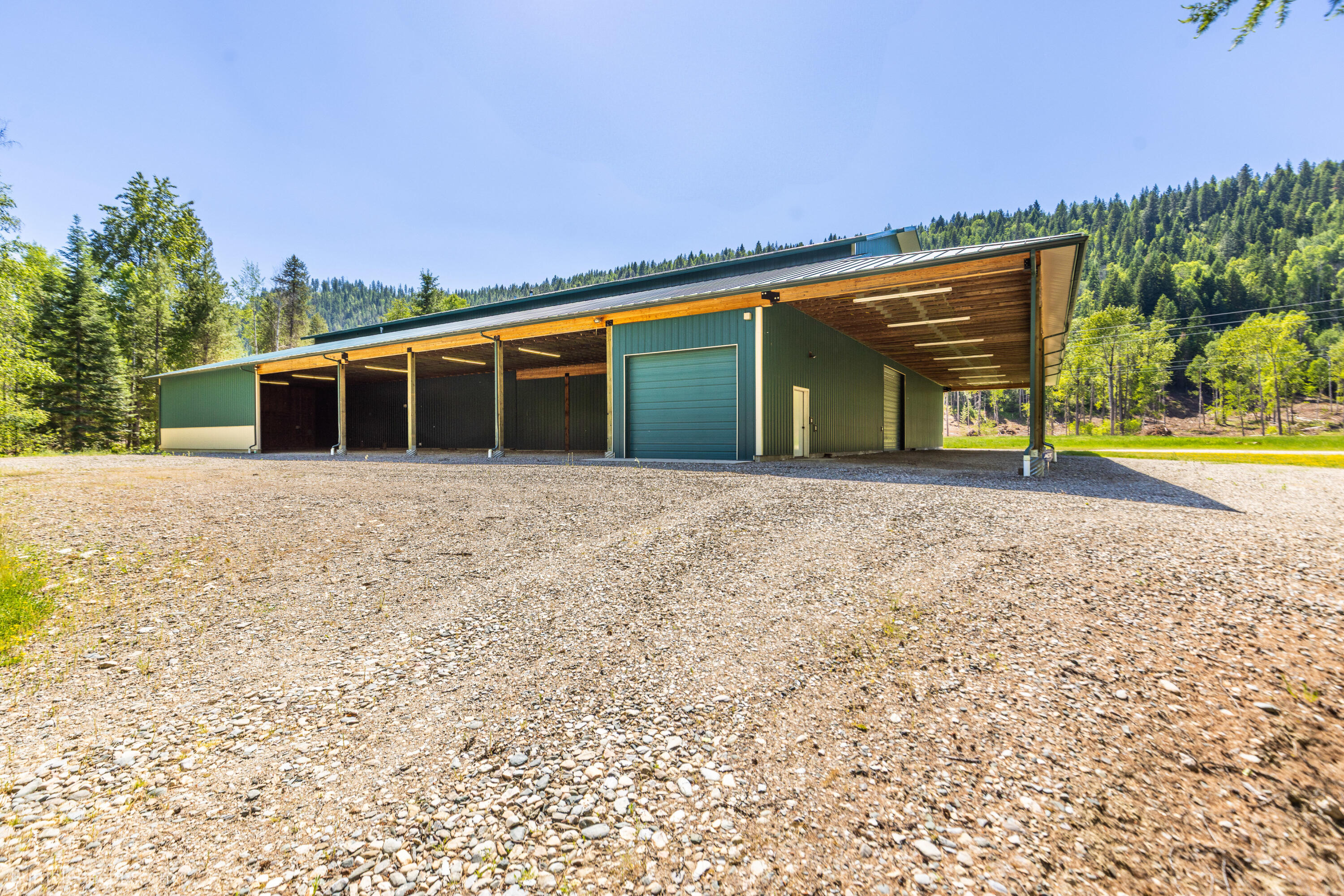 
                        Property photograph at
                        393958 HIGHWAY 20
                      