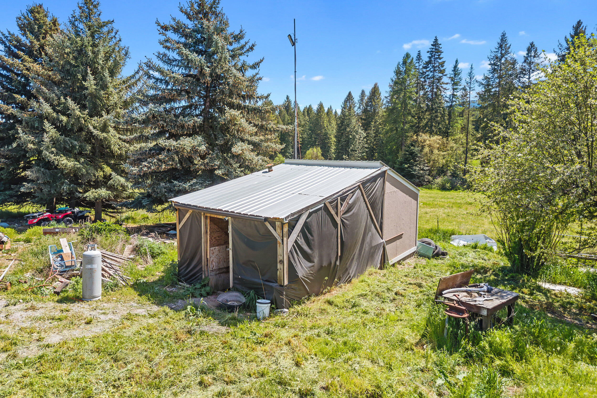 
                        Property photograph at
                        2083 MARBLE VALLEY-BASIN RD
                      