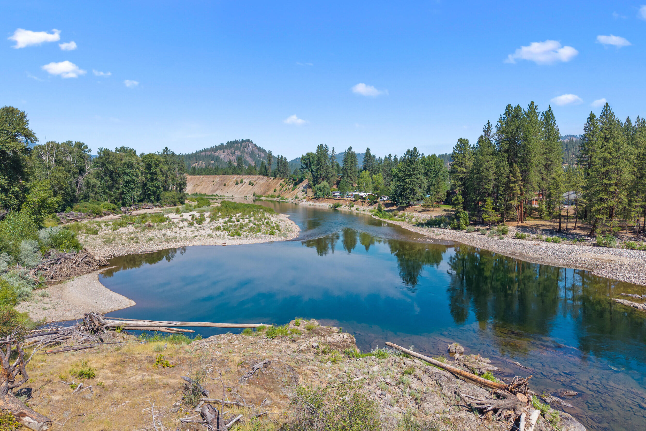 
                        Property photograph at
                        2339 KETTLE RIVER RD
                      