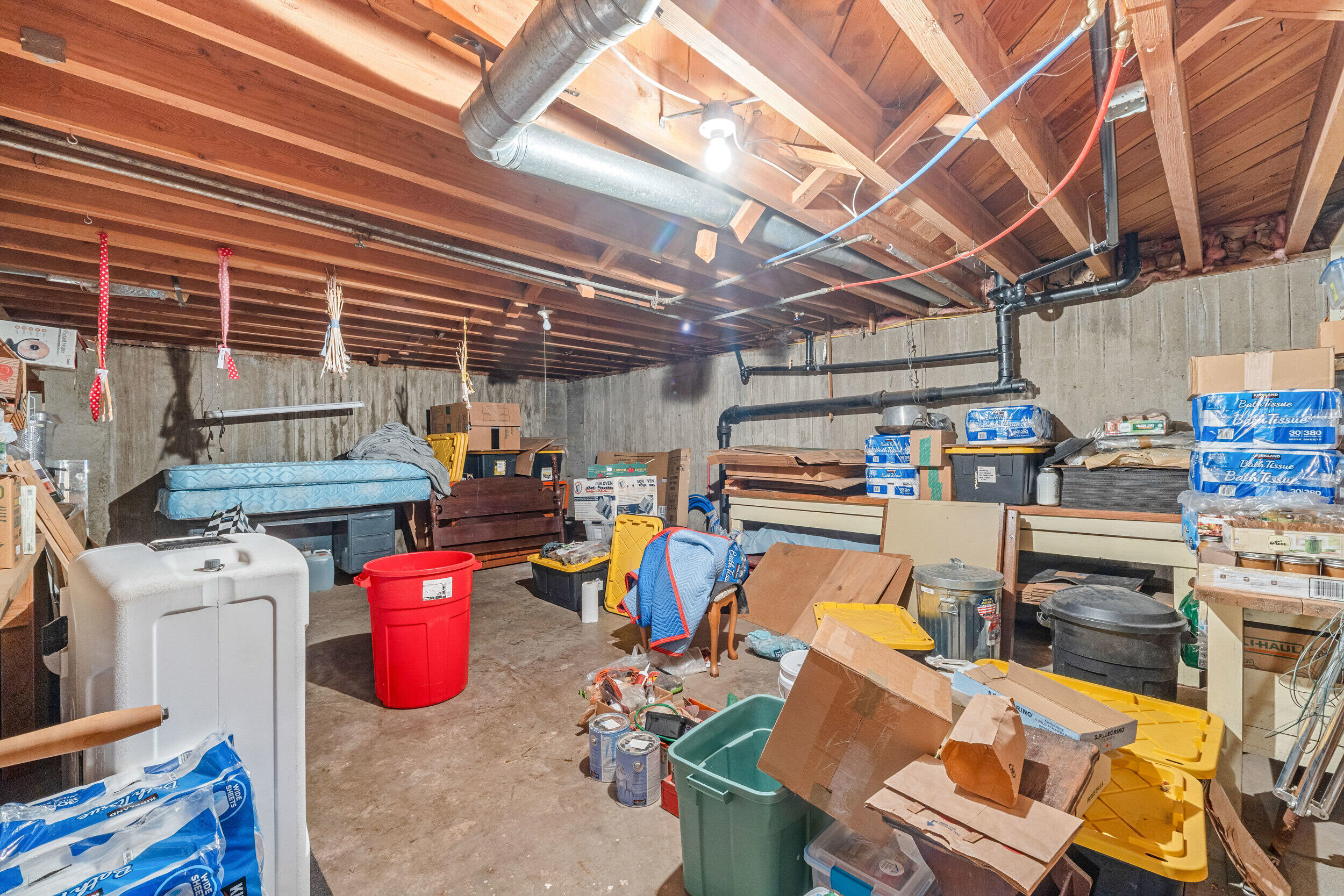 
                        Property photograph at
                        2852 HORSESHOE LAKE RD
                      