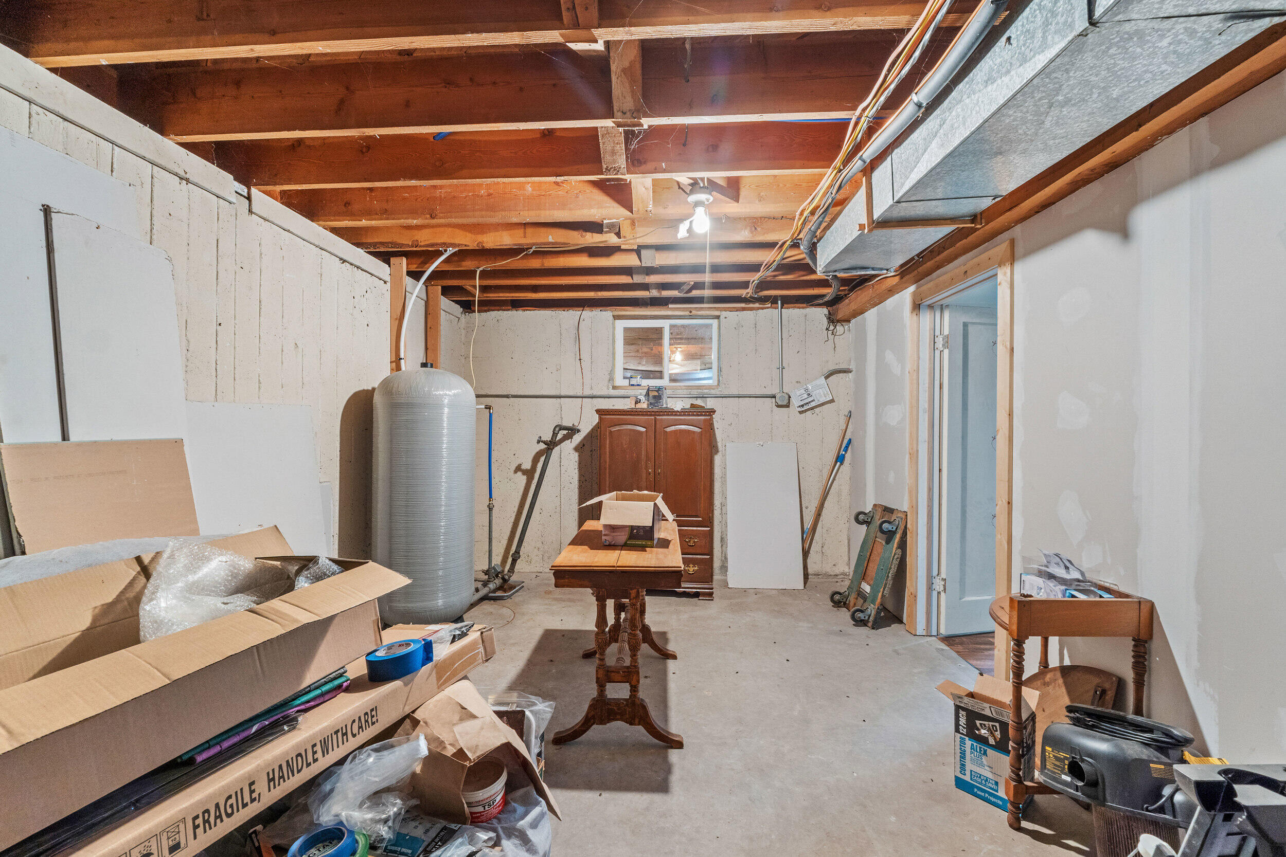 
                        Property photograph at
                        2852 HORSESHOE LAKE RD
                      