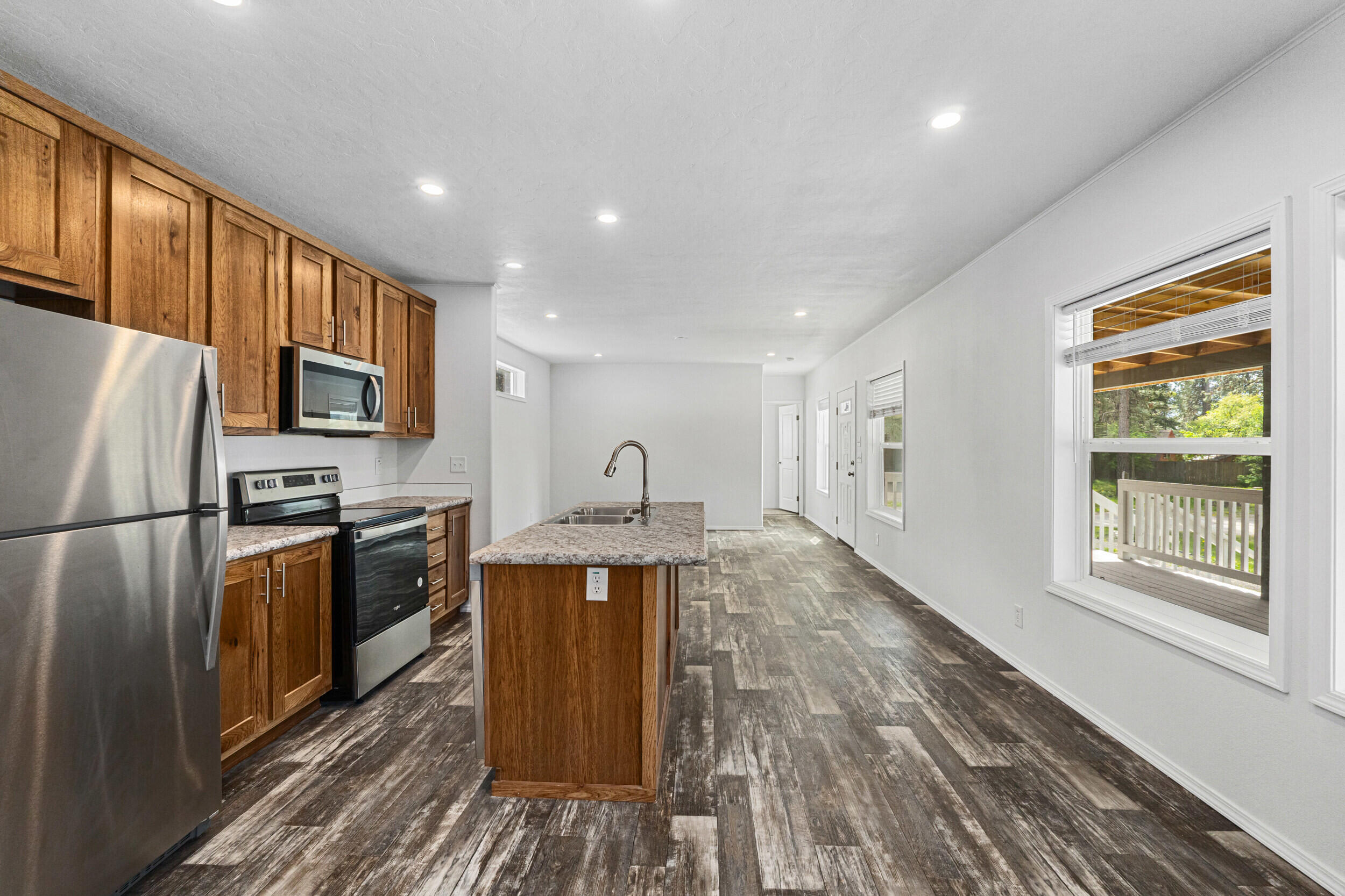 
                        Property photograph at
                        5 COLUMBIA DR
                      