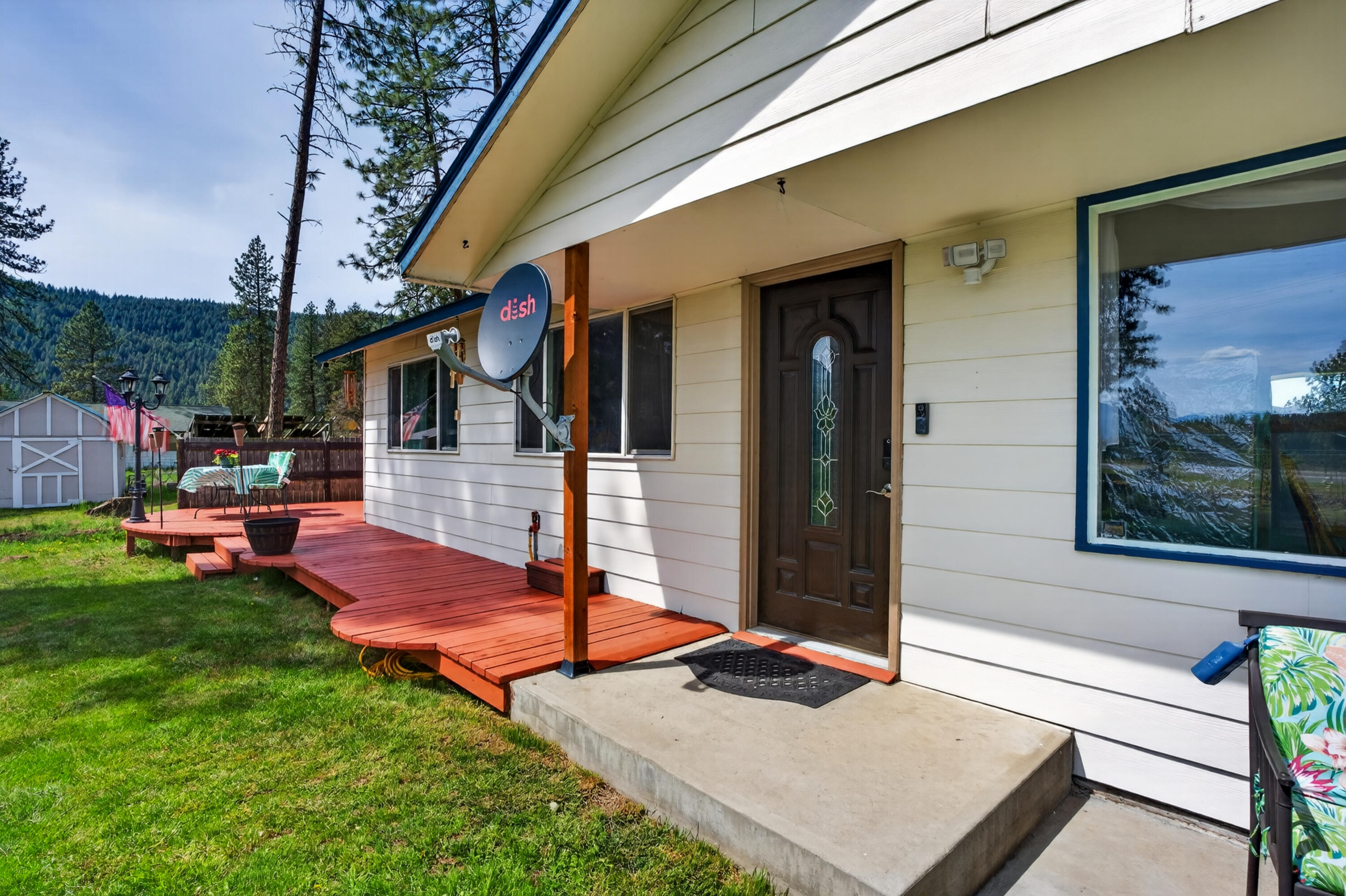 
                        Property photograph at
                        762 JOSEPH JESSICA RD
                      