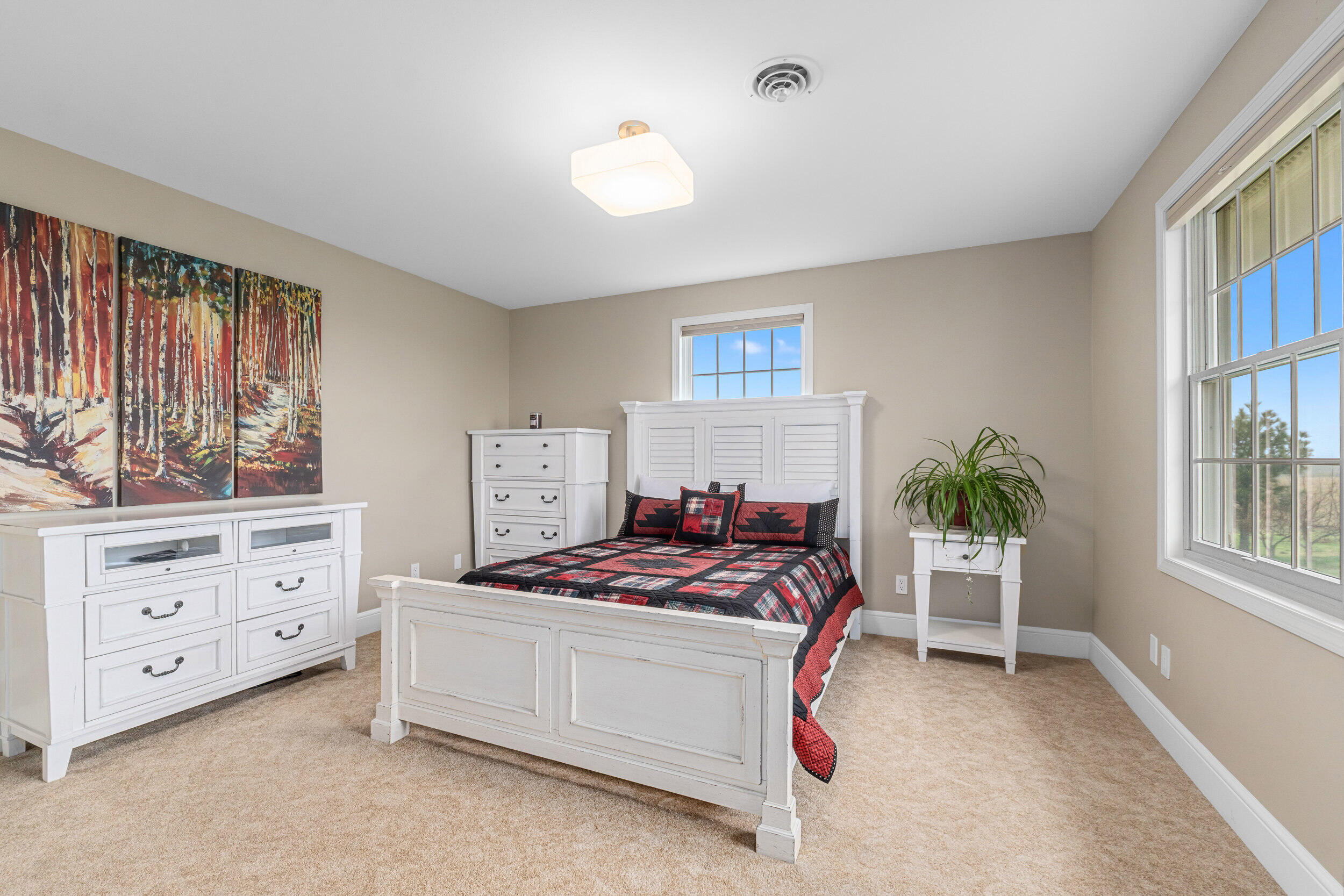 
                        Property photograph at
                        34462 COTTONWOOD CREEK RD E
                      