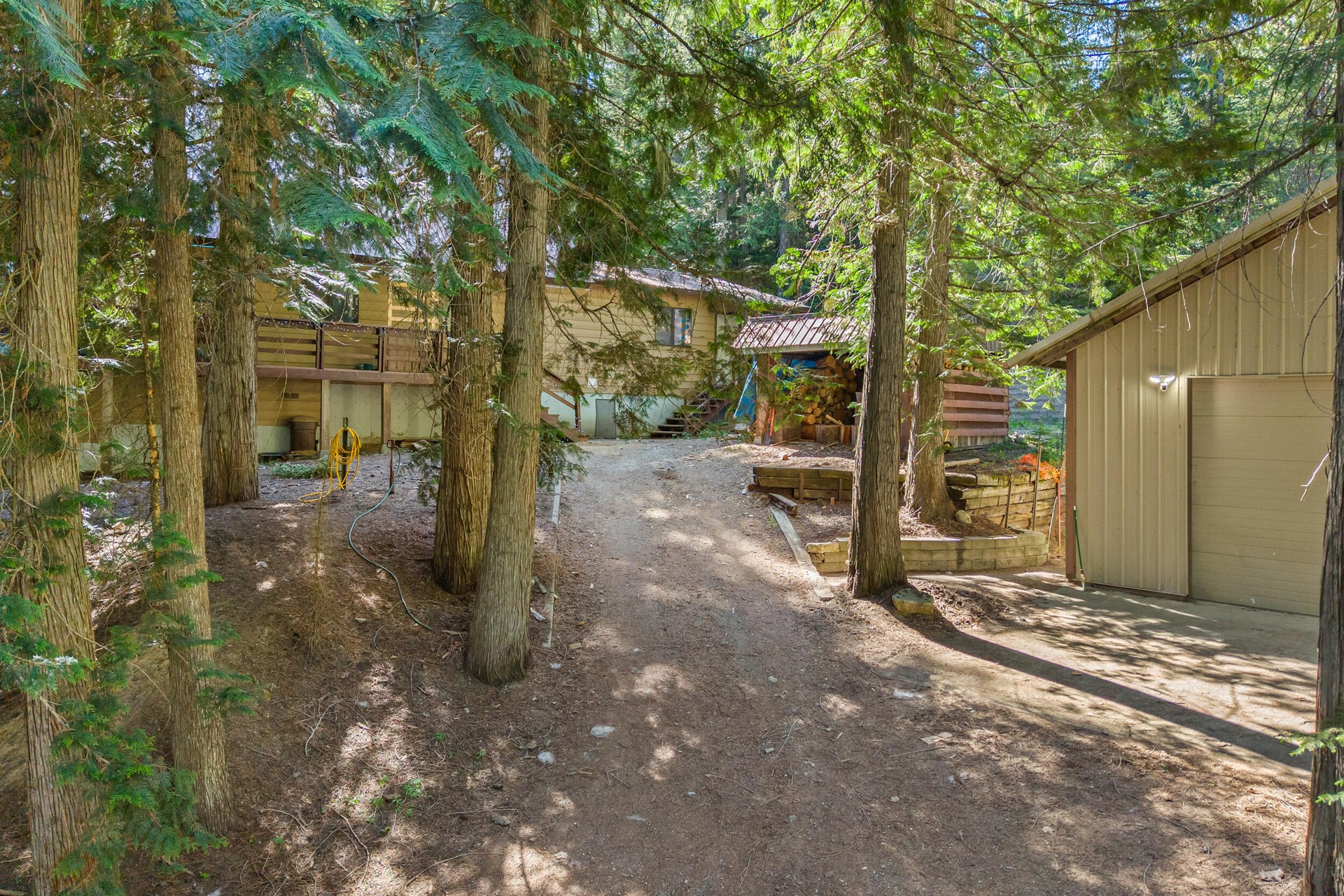 
                        Property photograph at
                        2594 TAMARACK DR
                      