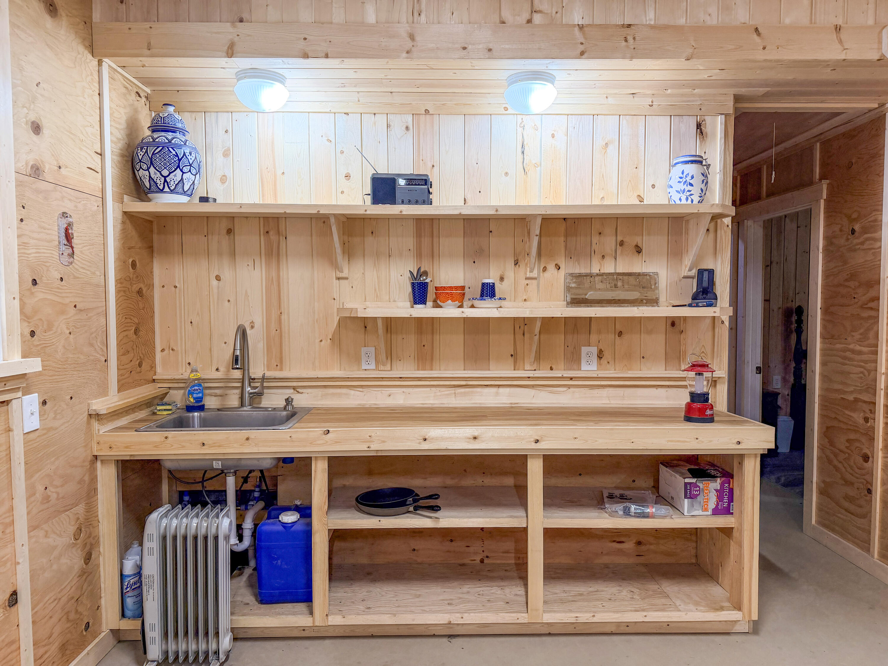 
                        Property photograph at
                        3402 LARKSPUR WAY
                      
