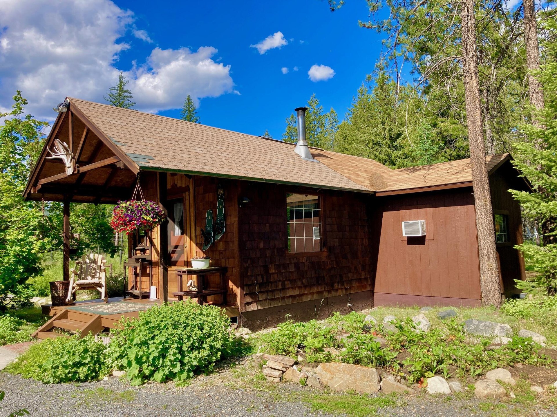 
                        Property photograph at
                        1496 Q HIGHWAY 20 E
                      