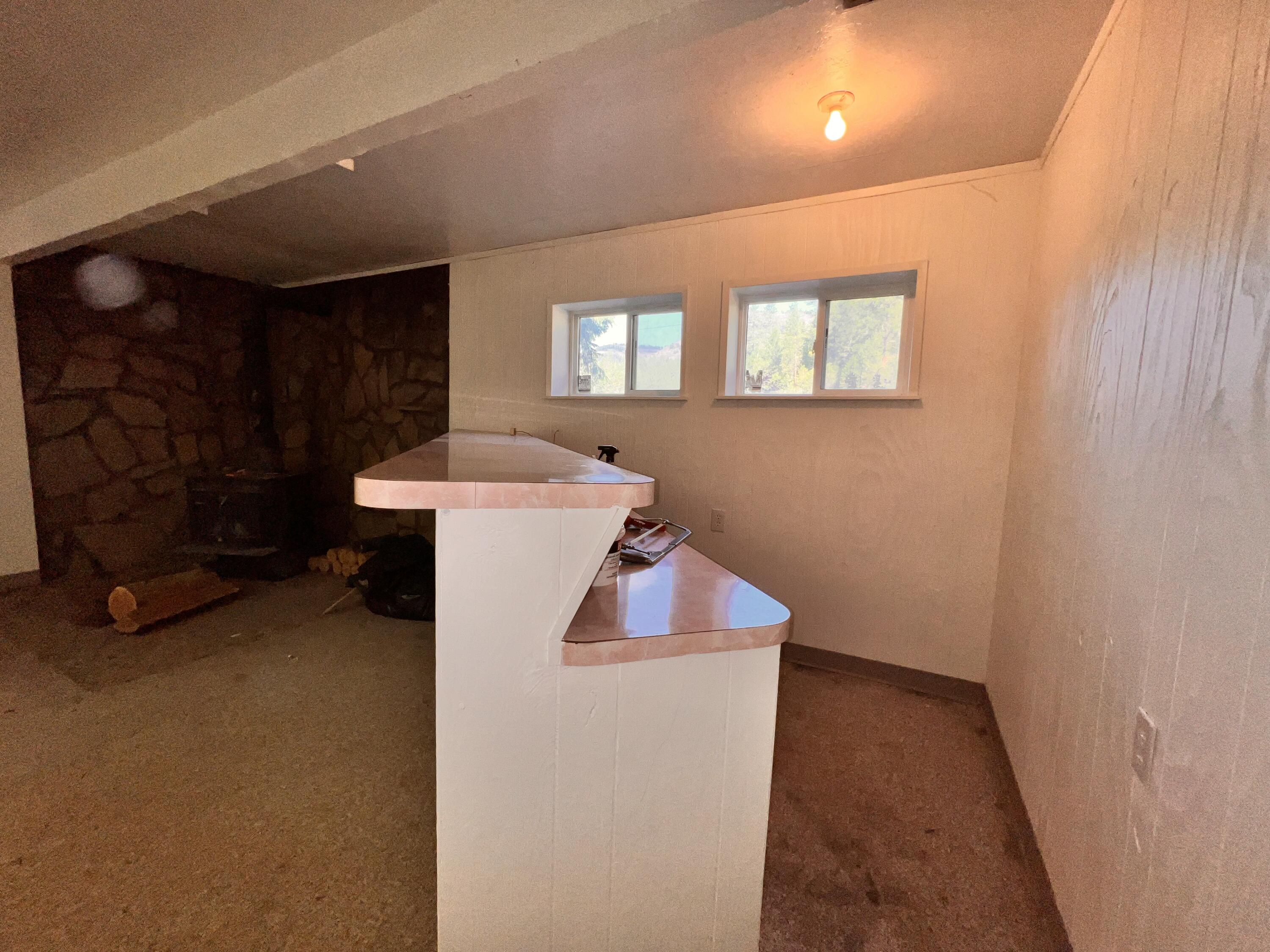 
                        Property photograph at
                        17320 HIGHWAY 21 N
                      