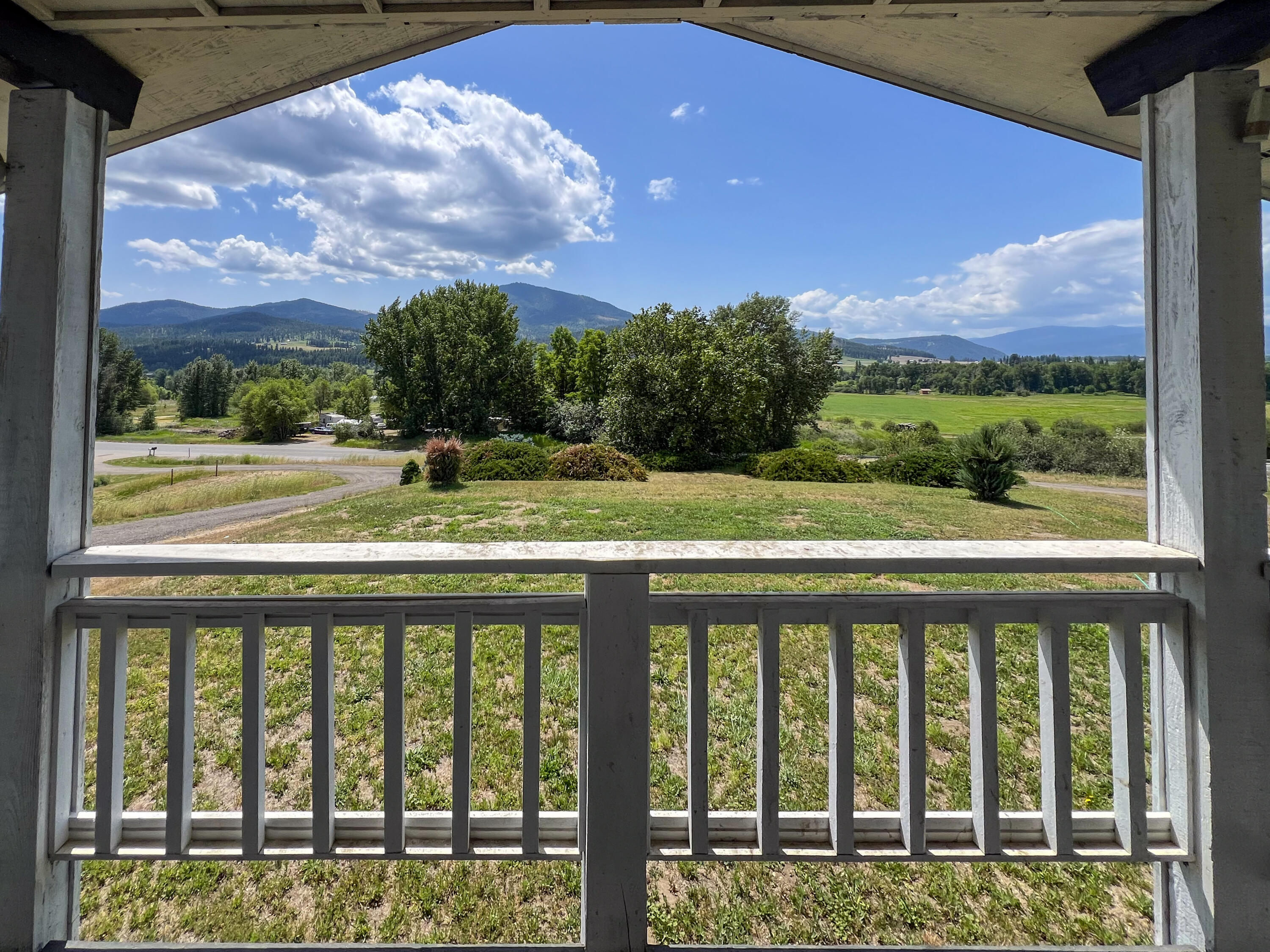 
                        Property photograph at
                        598 N HWY 395
                      