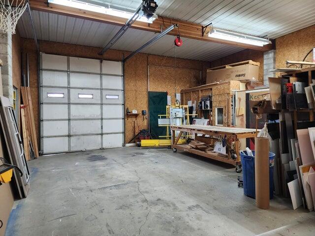 
                        Property photograph at
                        153 N WYNNE ST
                      