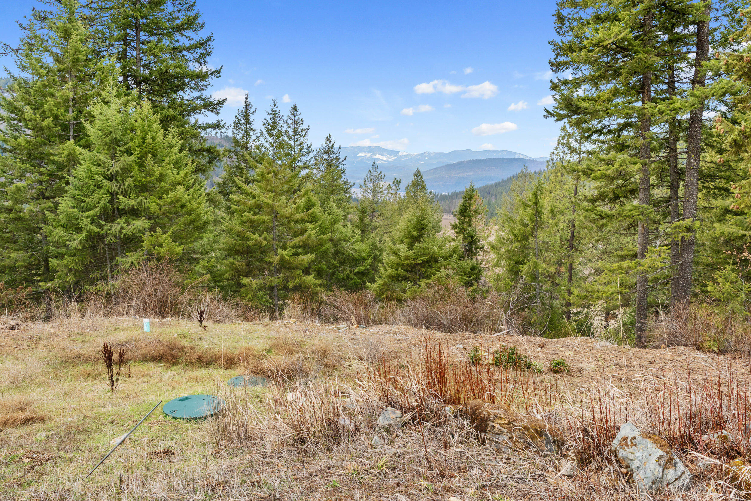 
                        Property photograph at
                        2852 HORSESHOE LAKE RD
                      