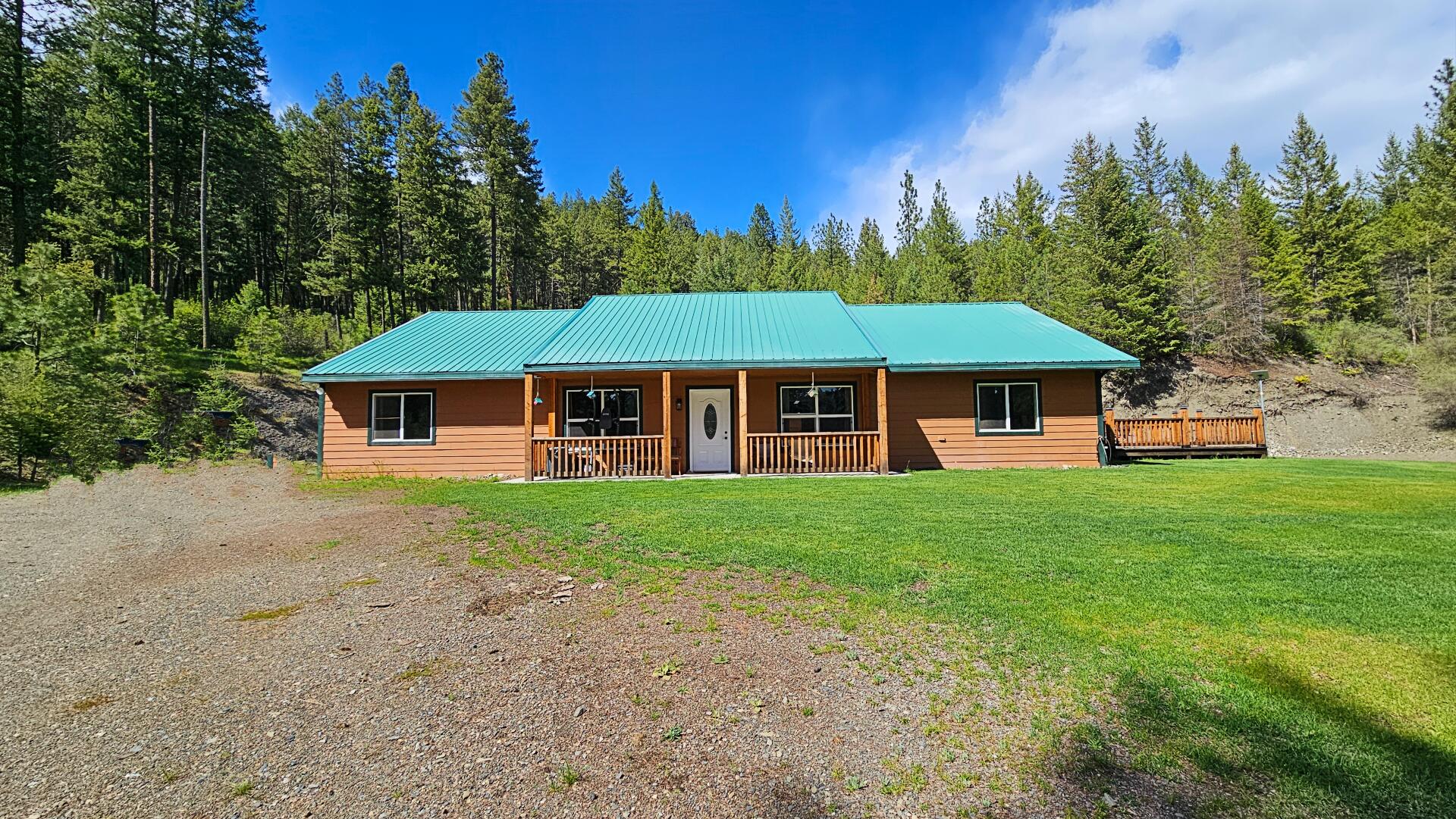 
                        Property photograph at
                        3277 OLD BALDY RD
                      