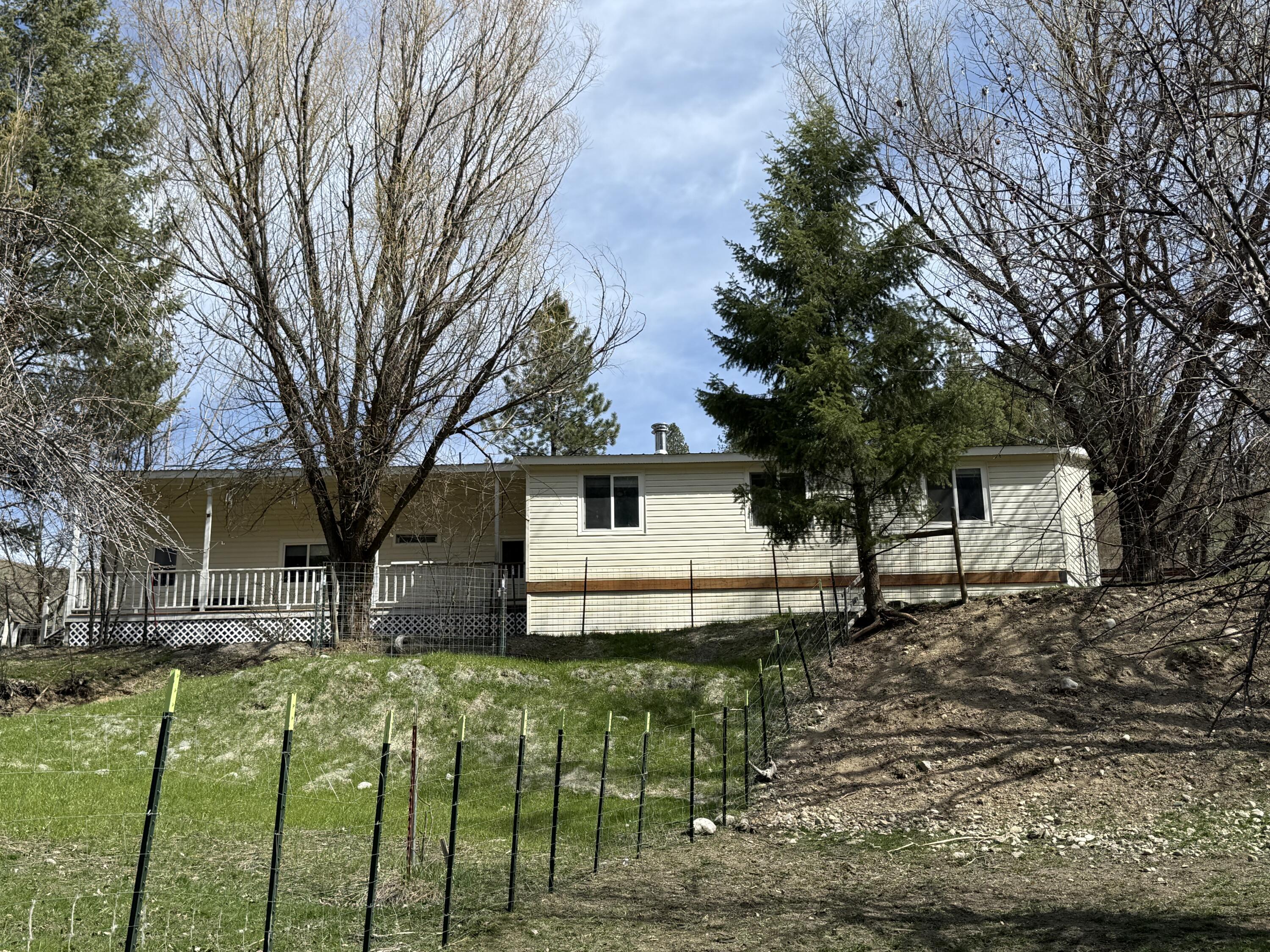 
                        Property photograph at
                        155 ST PETERS CREEK RD
                      