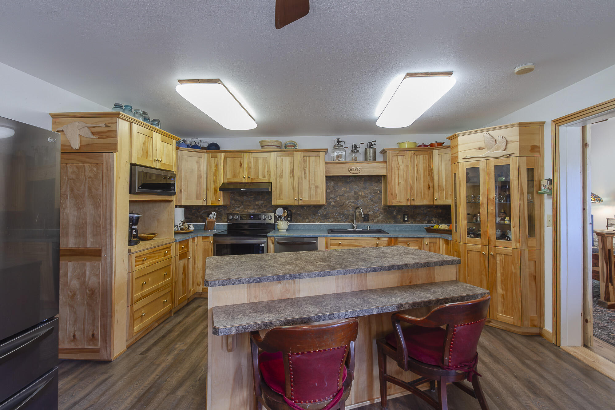 
                        Property photograph at
                        3829 DEEP LAKE BOUNDARY RD
                      