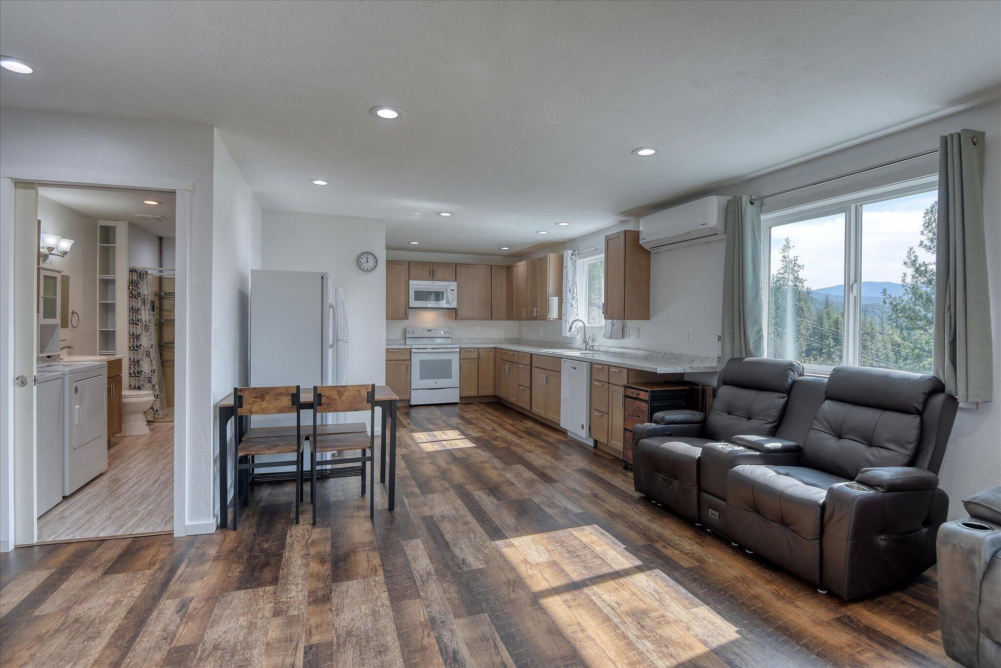 
                        Property photograph at
                        419 US-395 S
                      