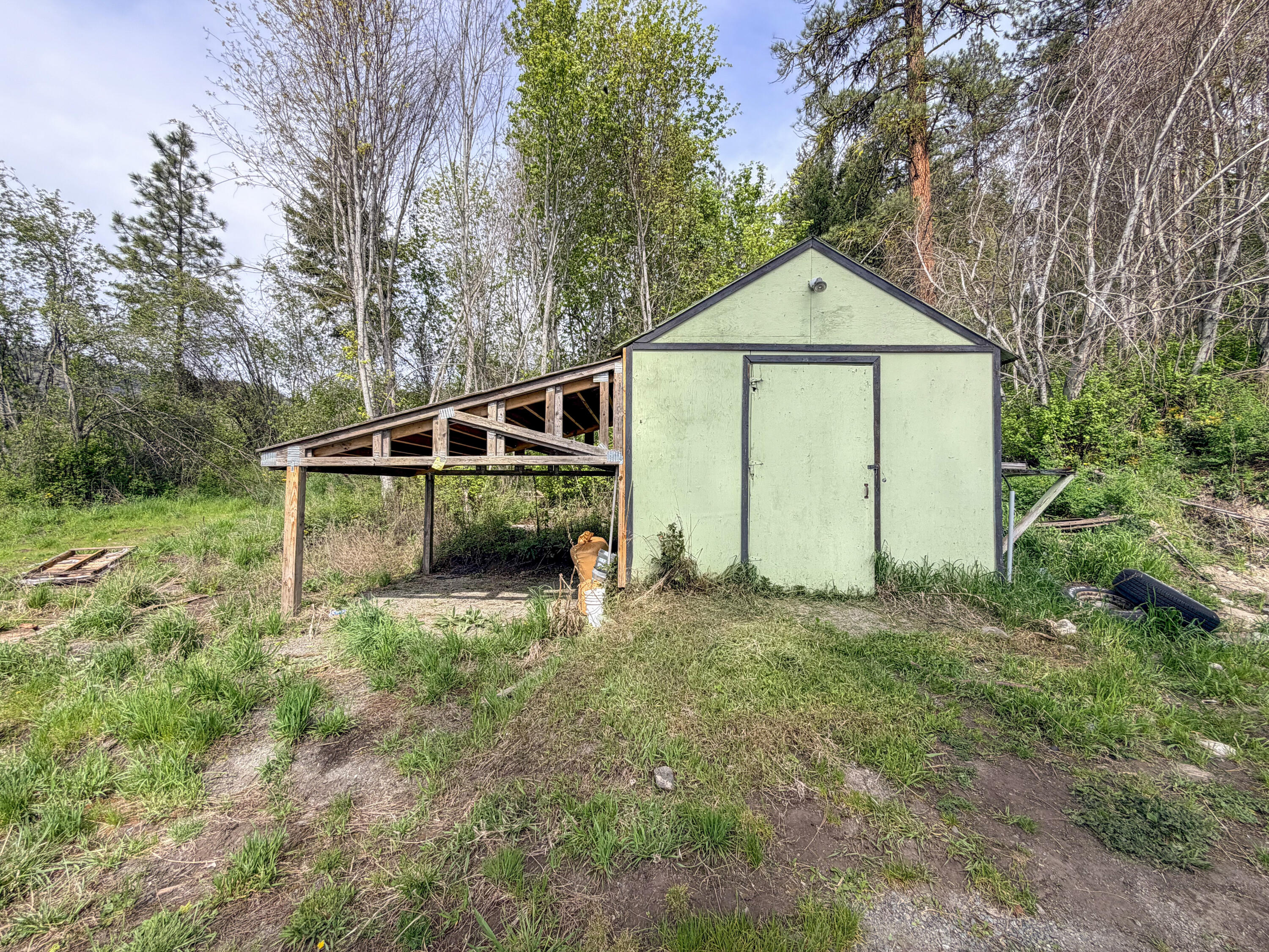 
                        Property photograph at
                        2897 MCNITT RD
                      