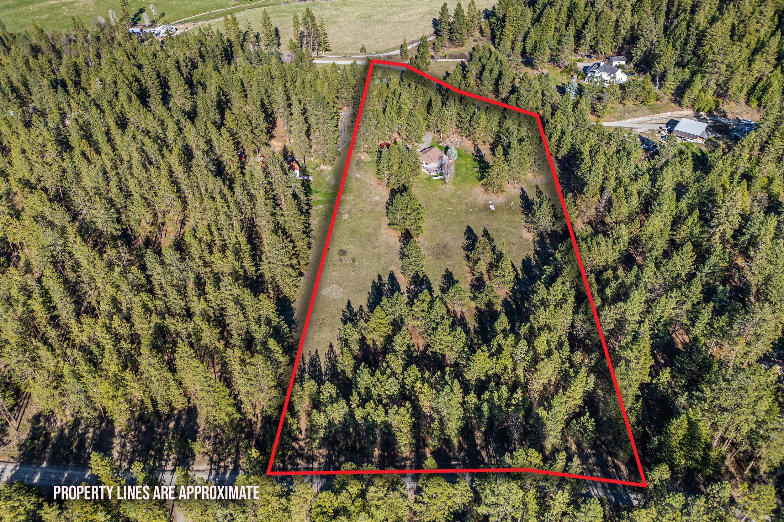 
                        Property photograph at
                        753 C ARDEN BUTTE RD
                      