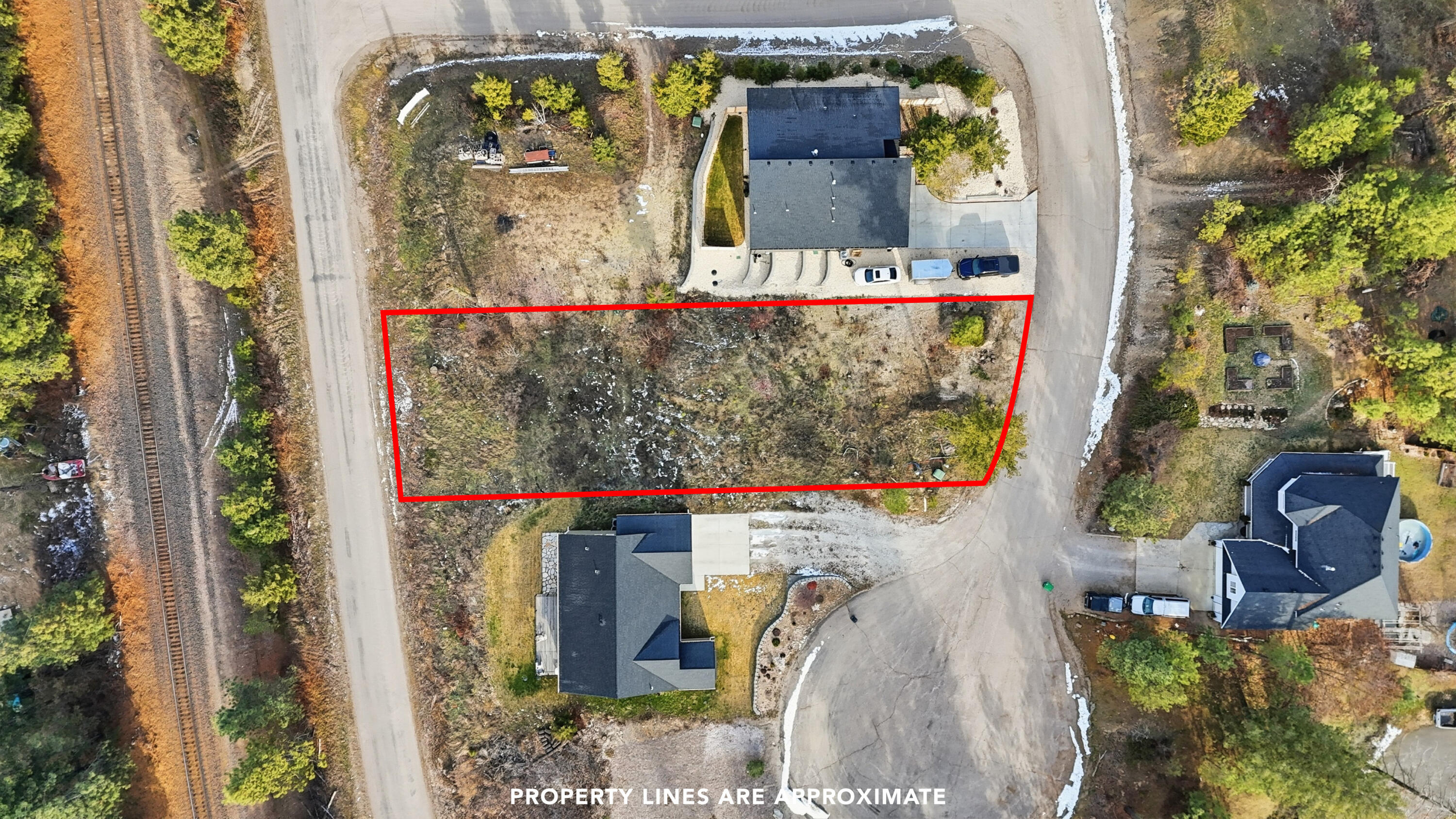 
                        Property photograph at
                        40004 LOON LAKE CT
                      