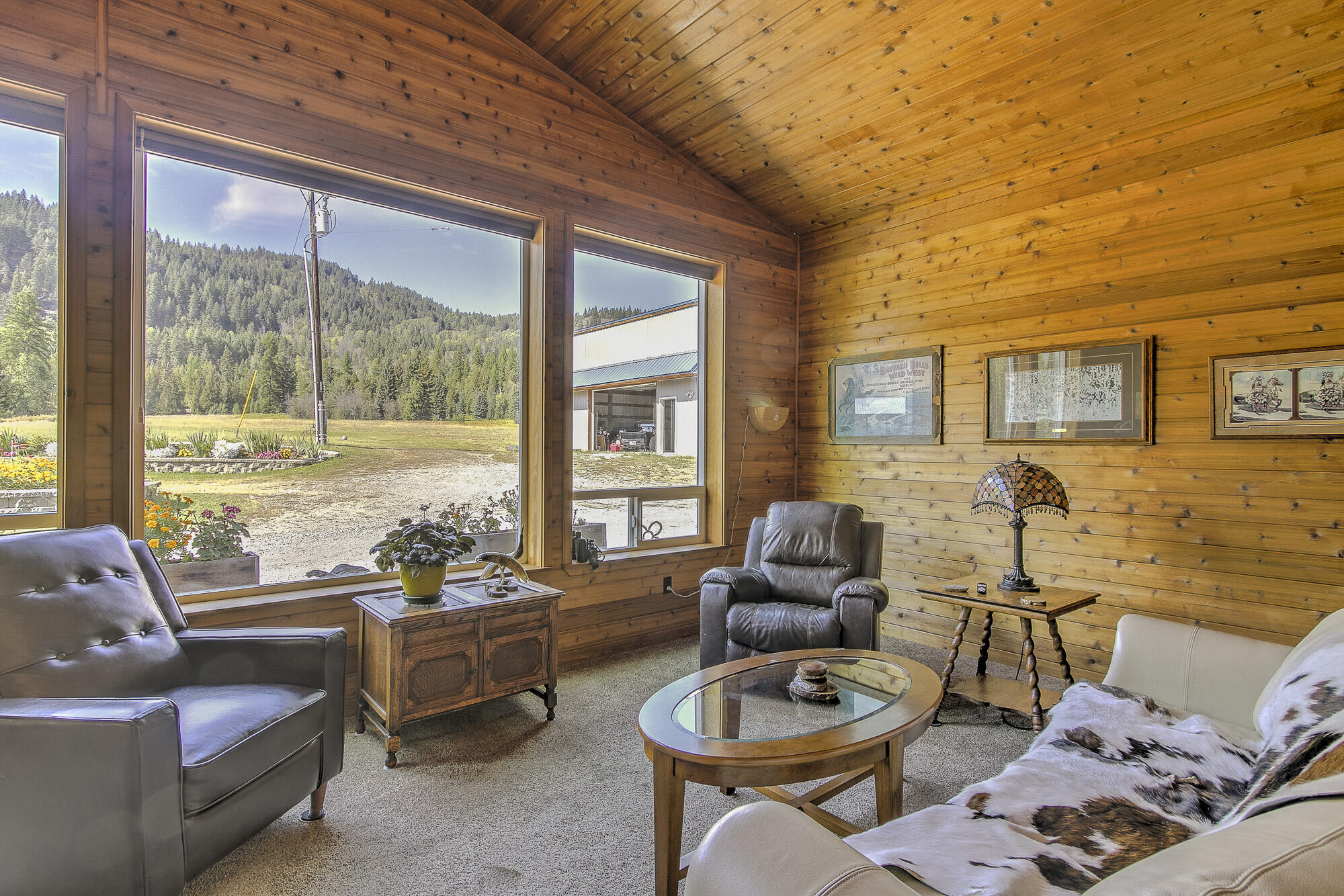 
                        Property photograph at
                        3829 DEEP LAKE BOUNDARY RD
                      