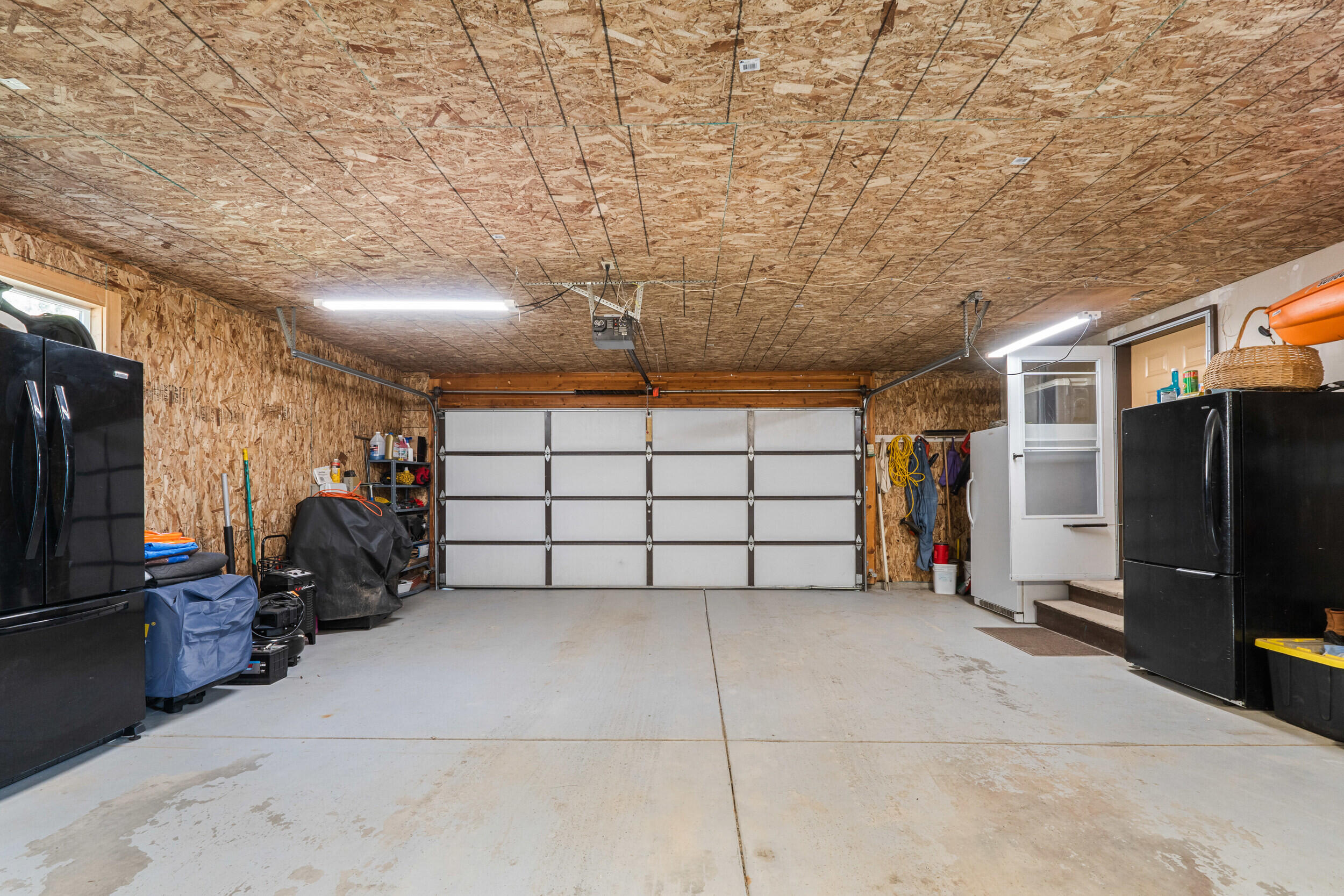 
                        Property photograph at
                        753 C ARDEN BUTTE RD
                      