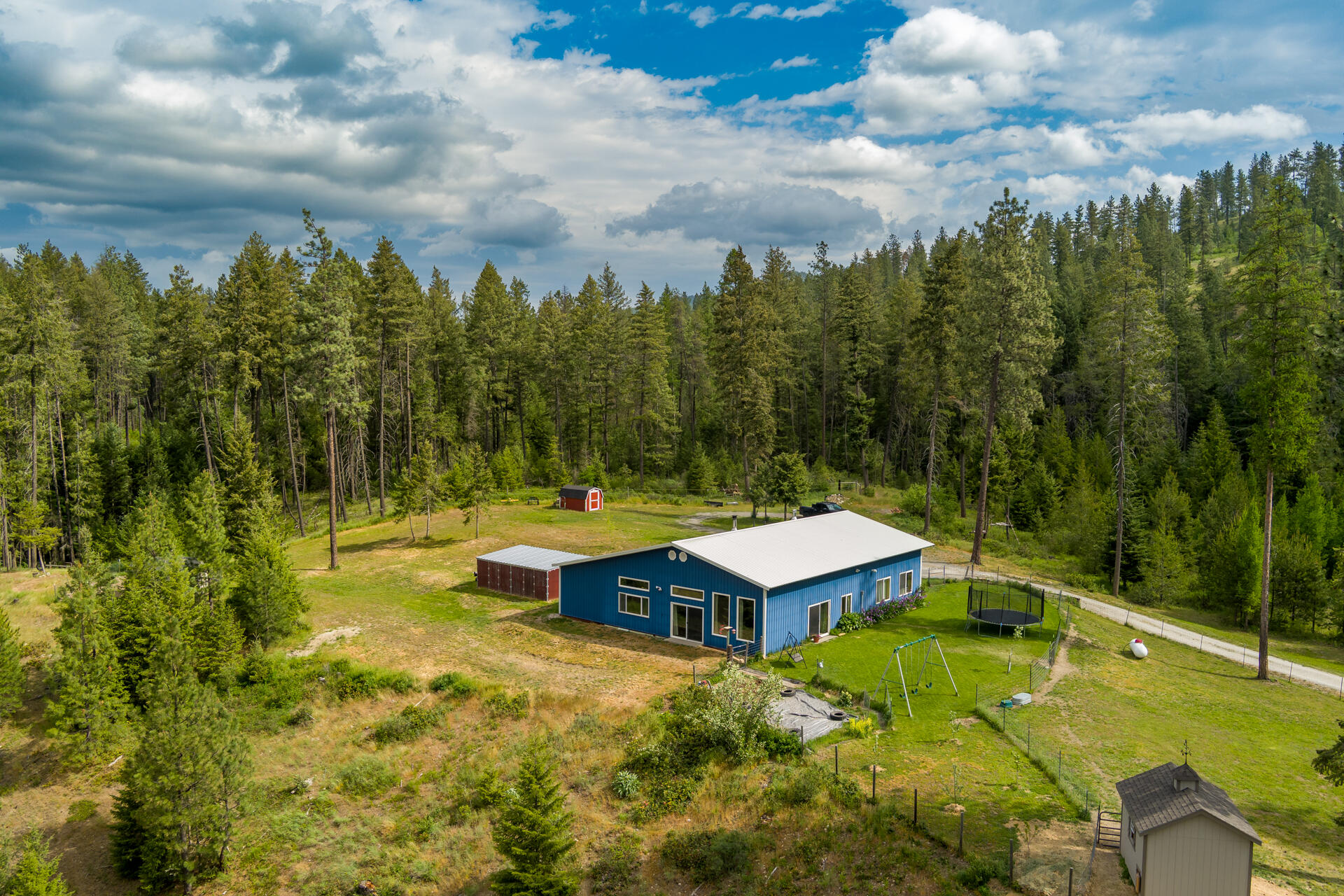 
            Exterior of
            2559 F UNITED COPPER MINE RD
          