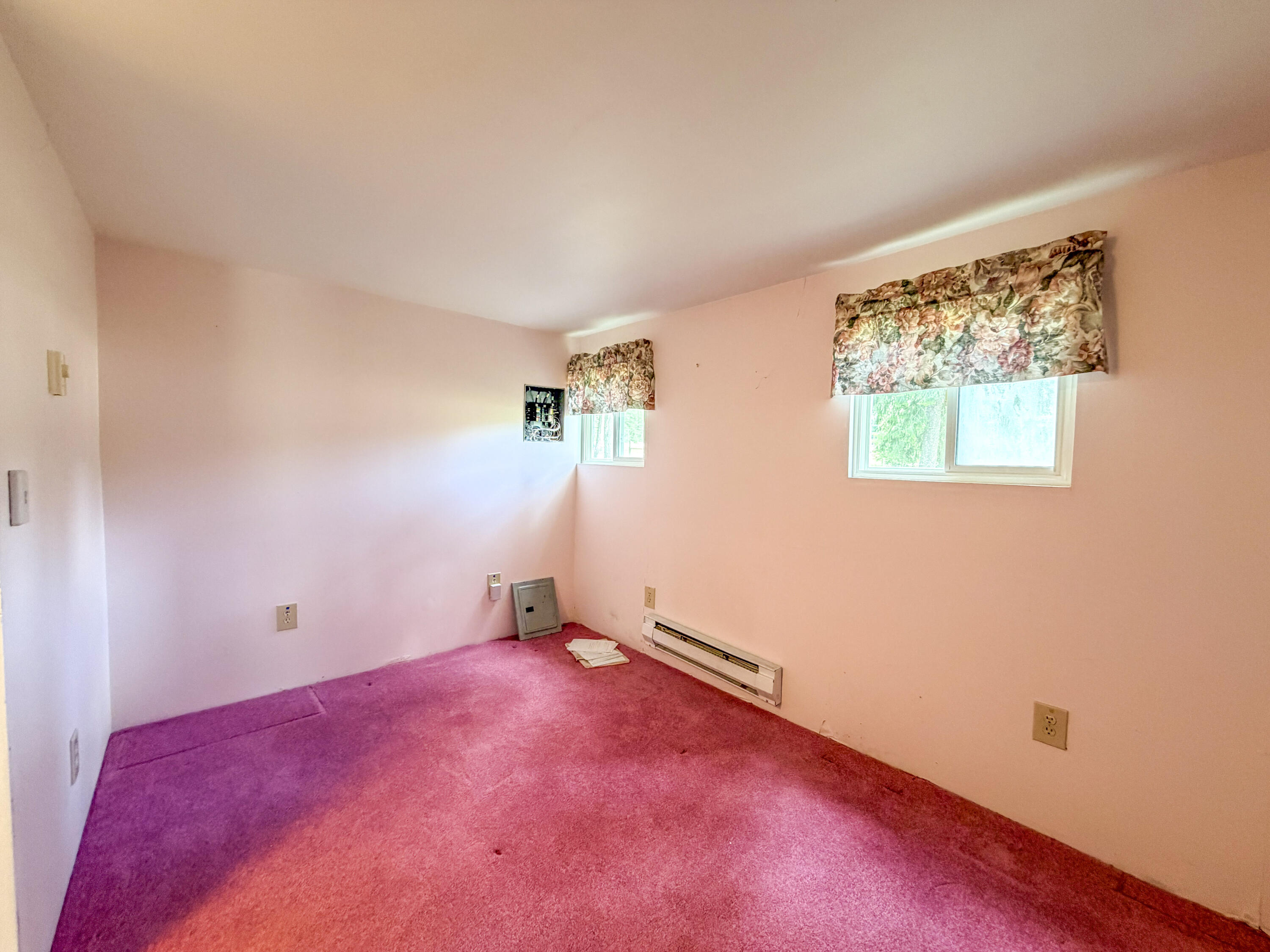 
                        Property photograph at
                        3154 HEATHER LANE
                      