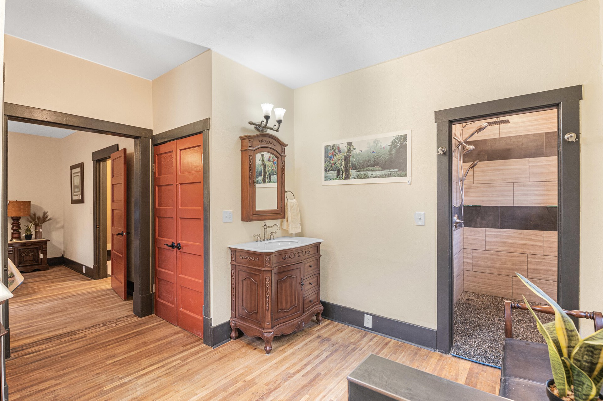 
                        Property photograph at
                        640 N ELM ST
                      