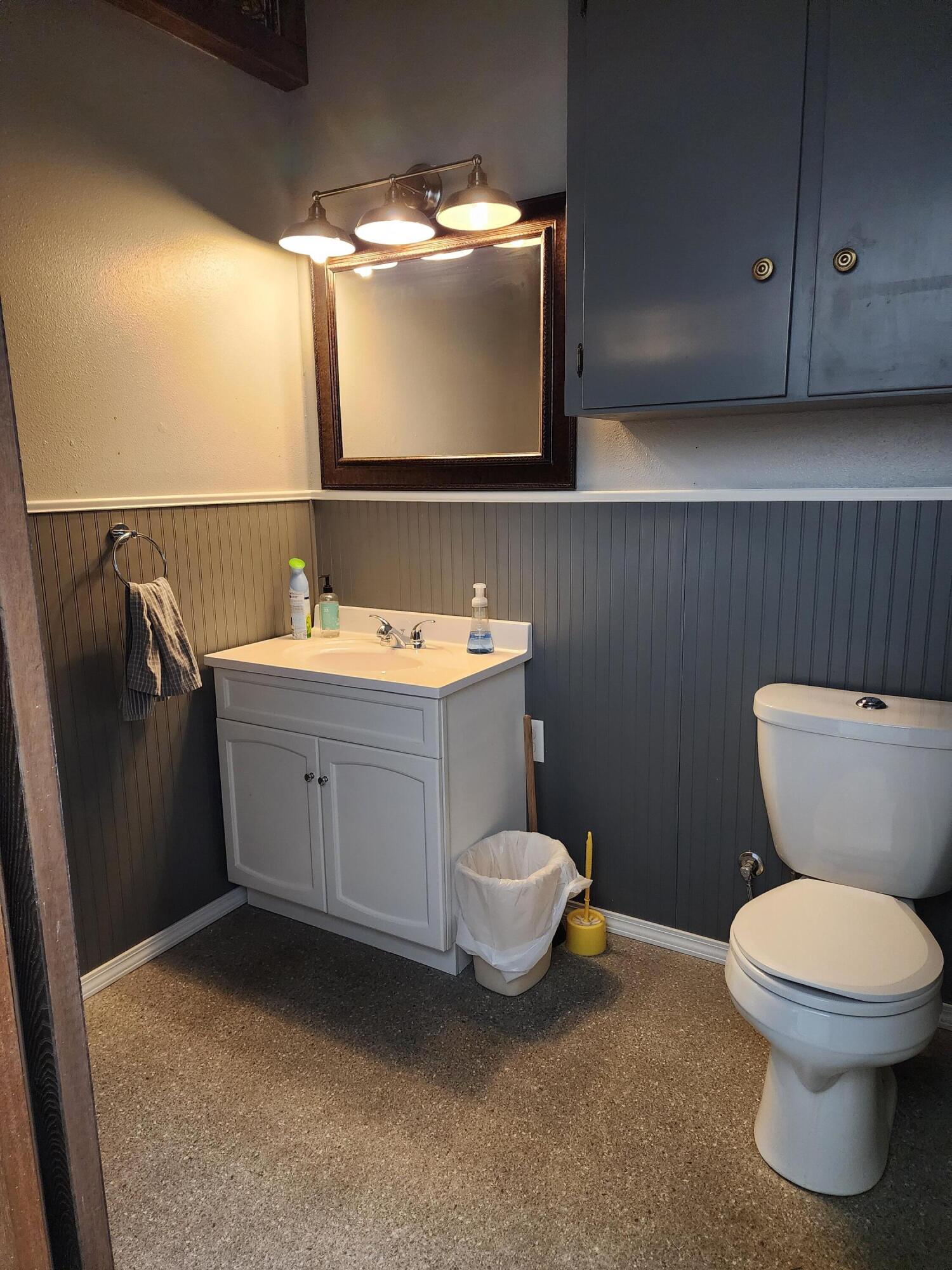 
                        Property photograph at
                        153 N WYNNE ST
                      