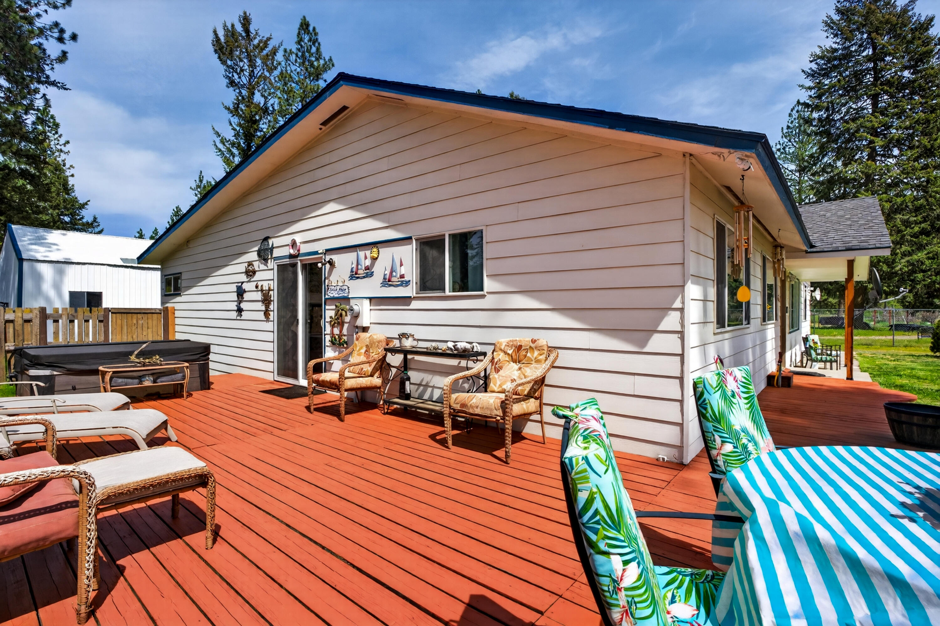 
                        Property photograph at
                        762 JOSEPH JESSICA RD
                      