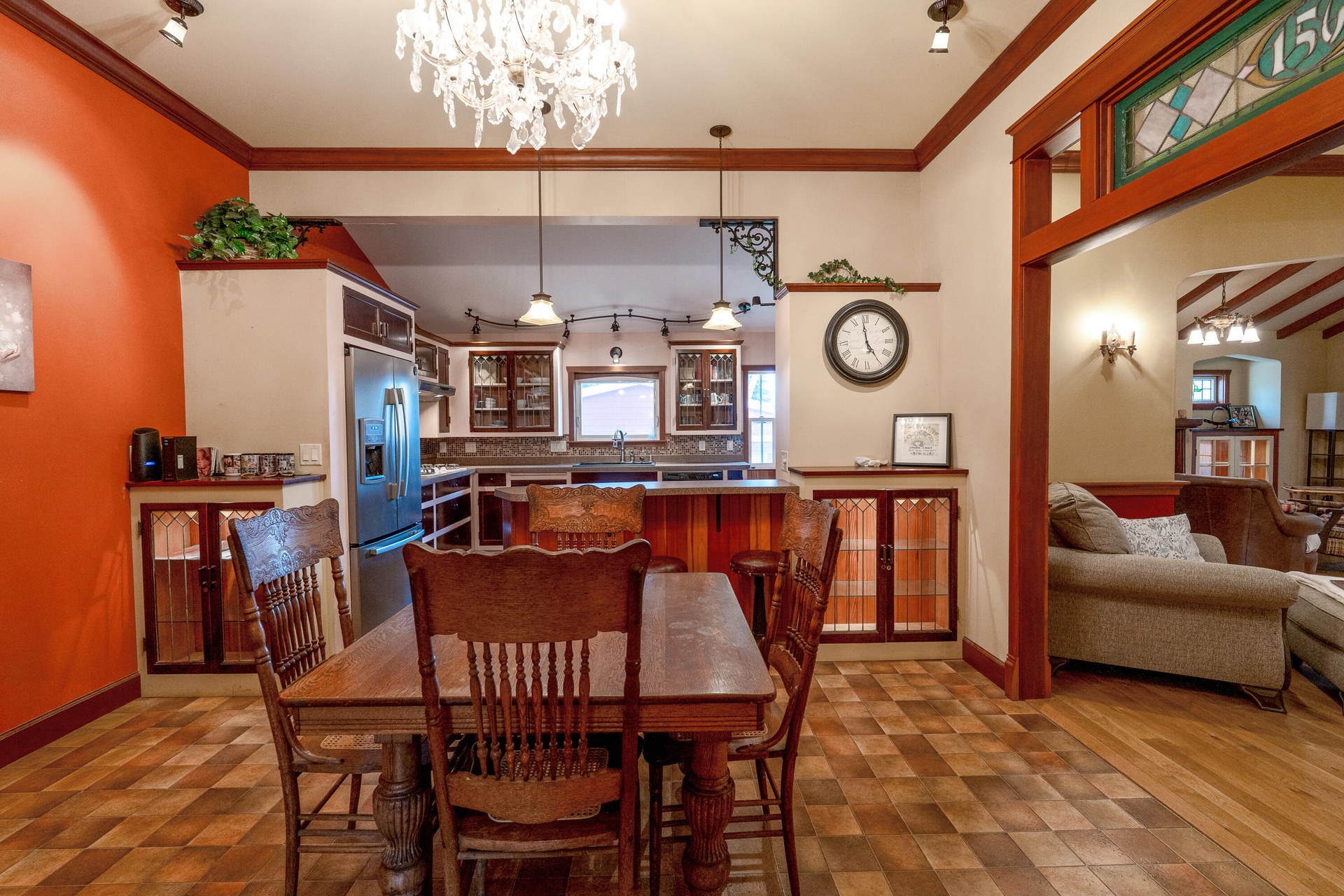 
                        Property photograph at
                        903 W KING ST
                      