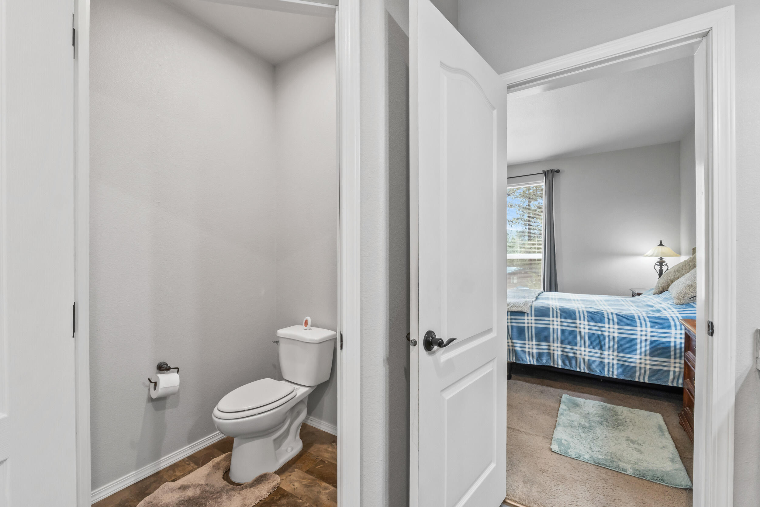 
                        Property photograph at
                        1477 COLLEGE LN
                      