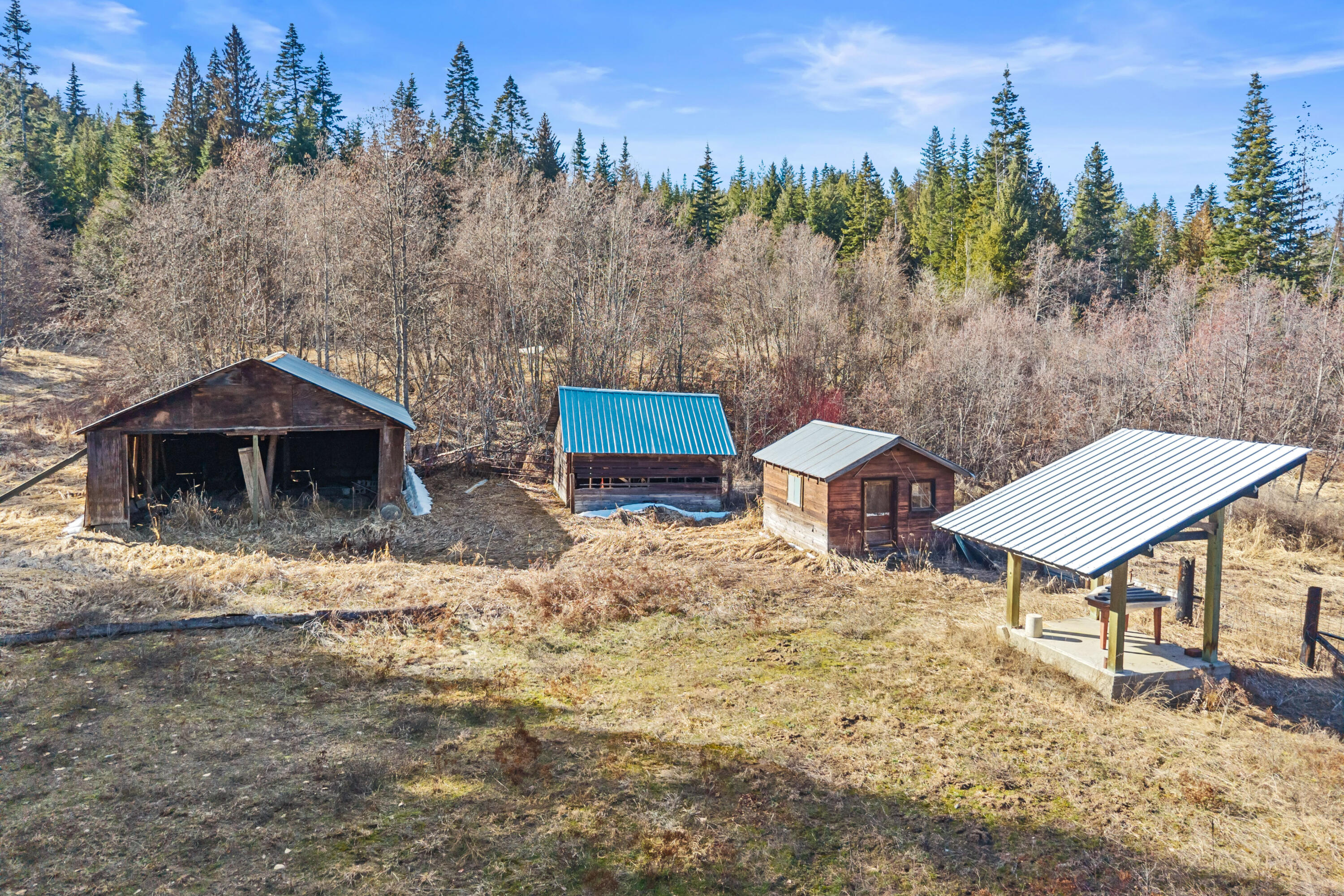 
                        Property photograph at
                        1114 N STOHR RD
                      