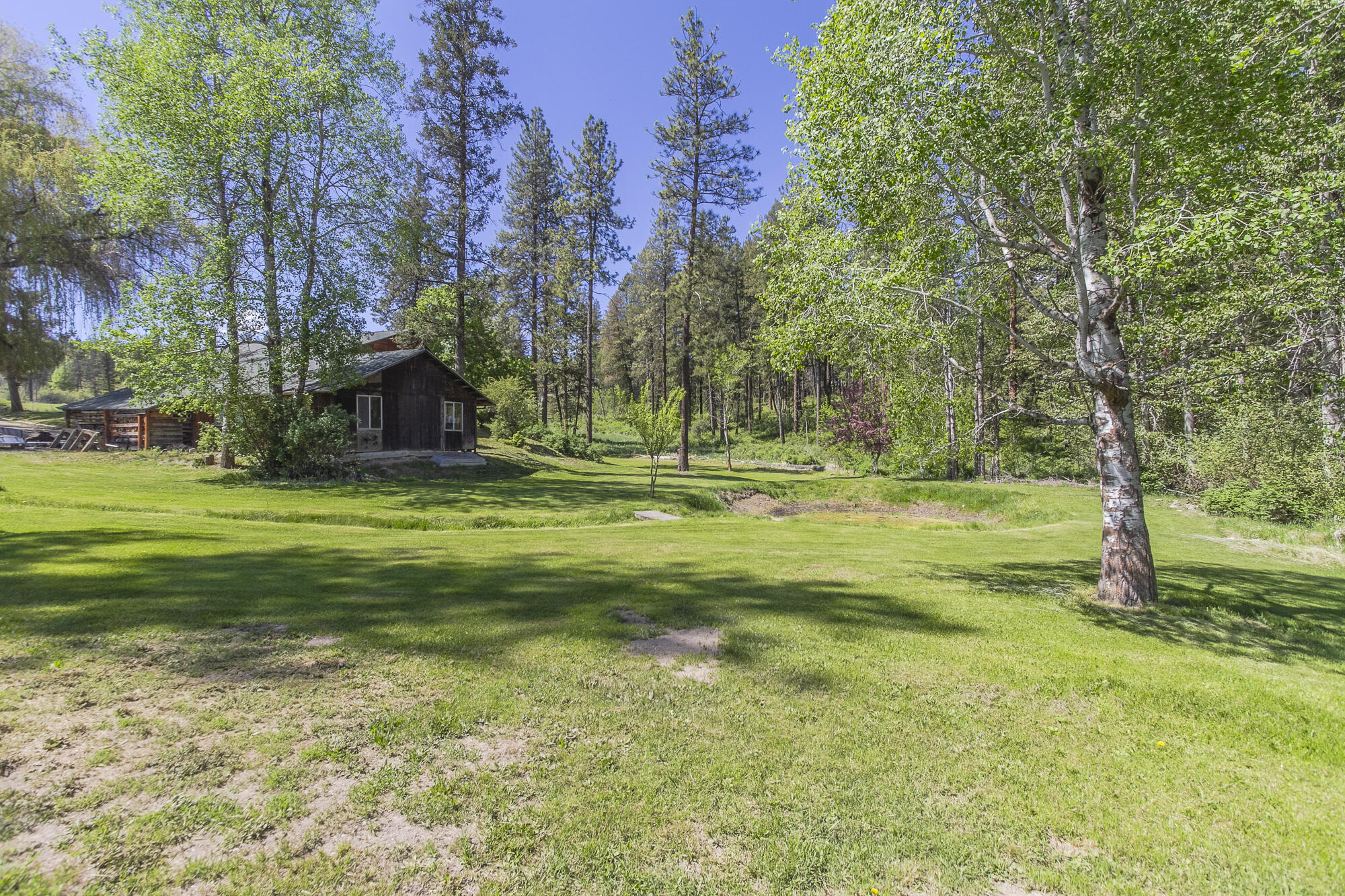 
                        Property photograph at
                        798 BARZEE RD
                      