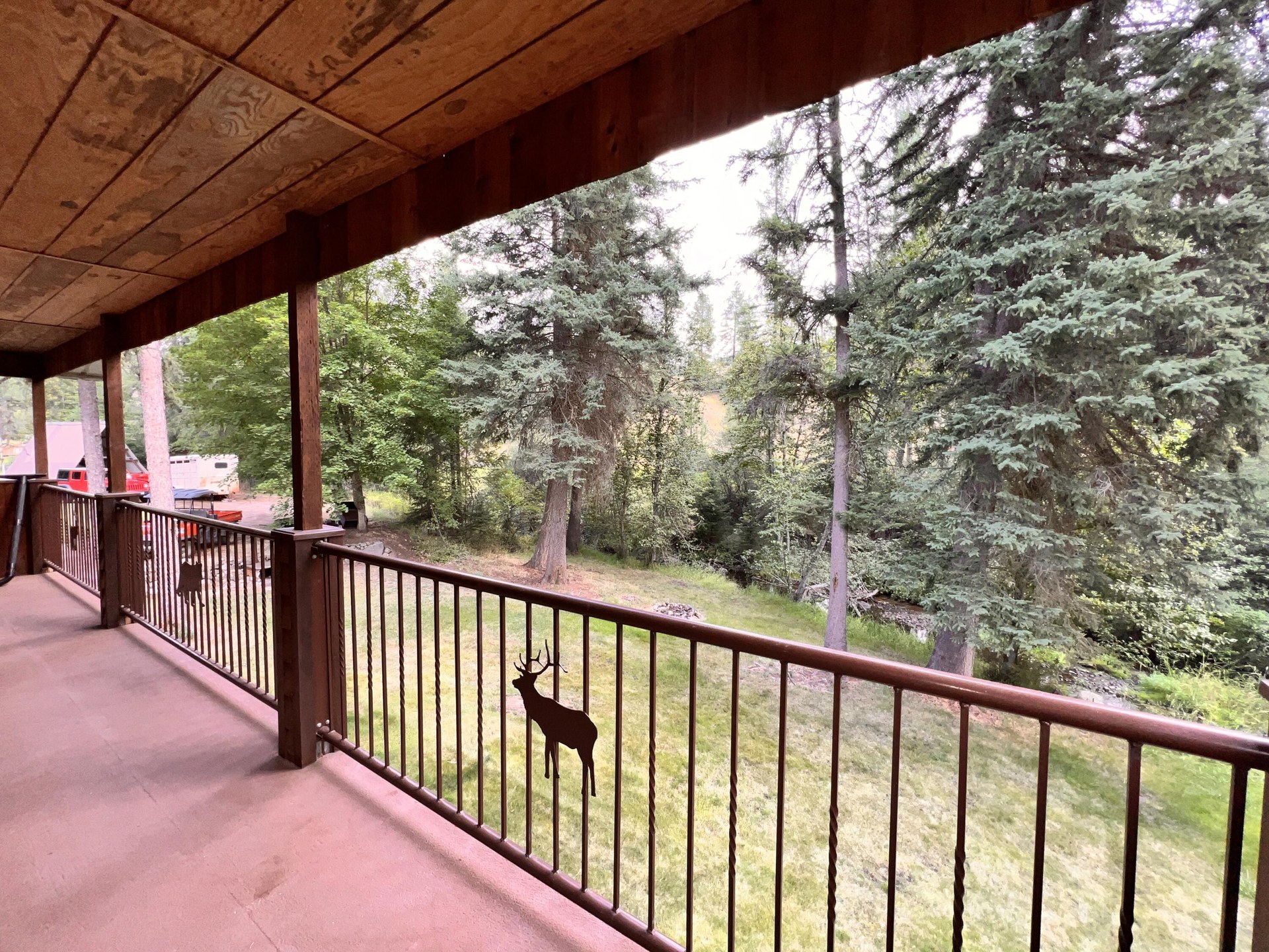 
                        Property photograph at
                        5 VISTA DR
                      