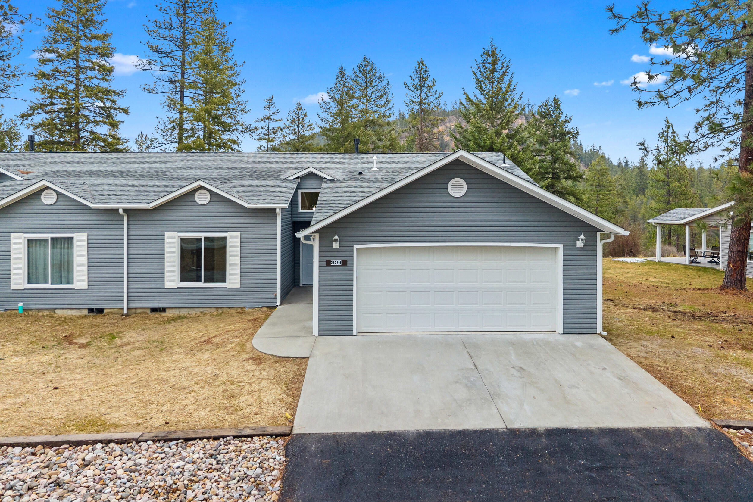 
            Exterior of
            2528 CANYON CREST WAY
          