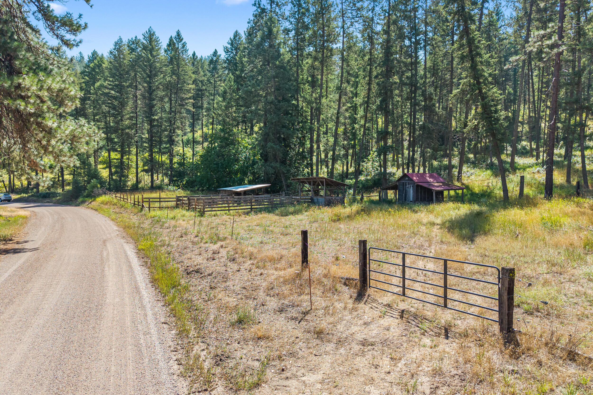 
                        Property photograph at
                        2339 KETTLE RIVER RD
                      