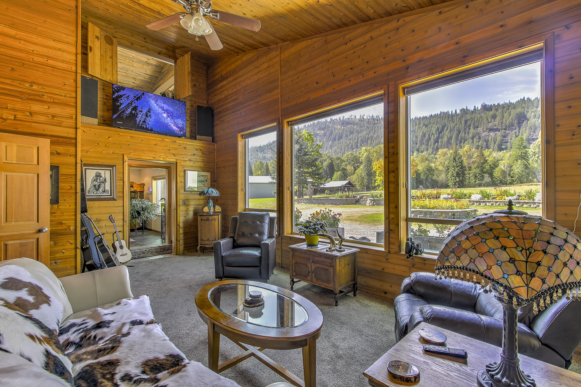 
                        Property photograph at
                        3829 DEEP LAKE BOUNDARY RD
                      
