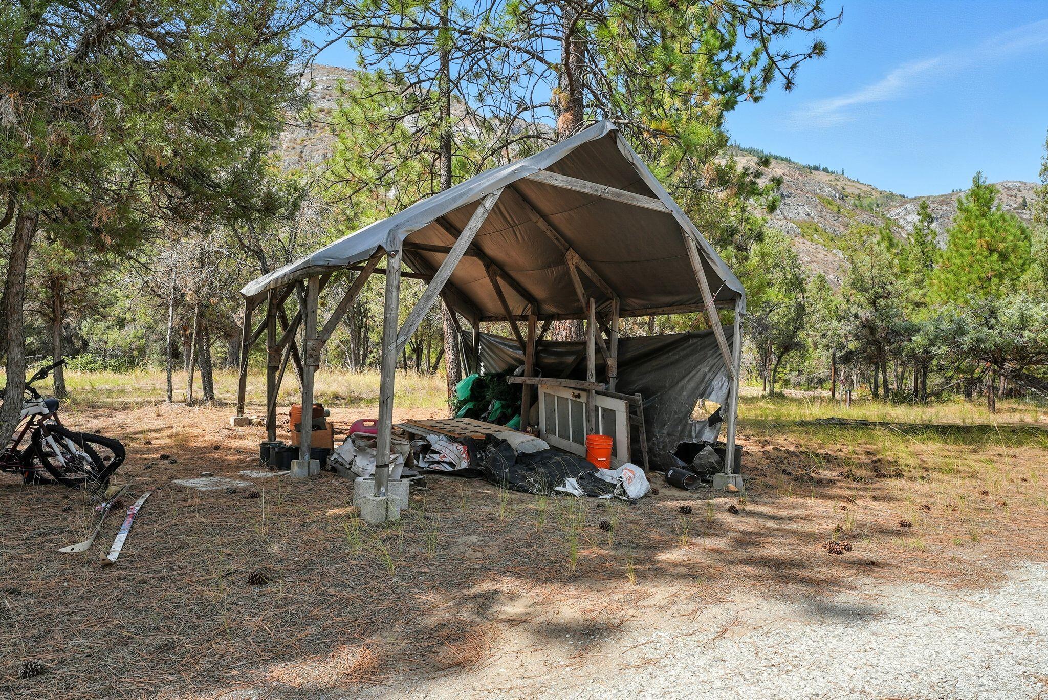 
                        Property photograph at
                        4004 NORTHPORT FLAT CREEK RD
                      